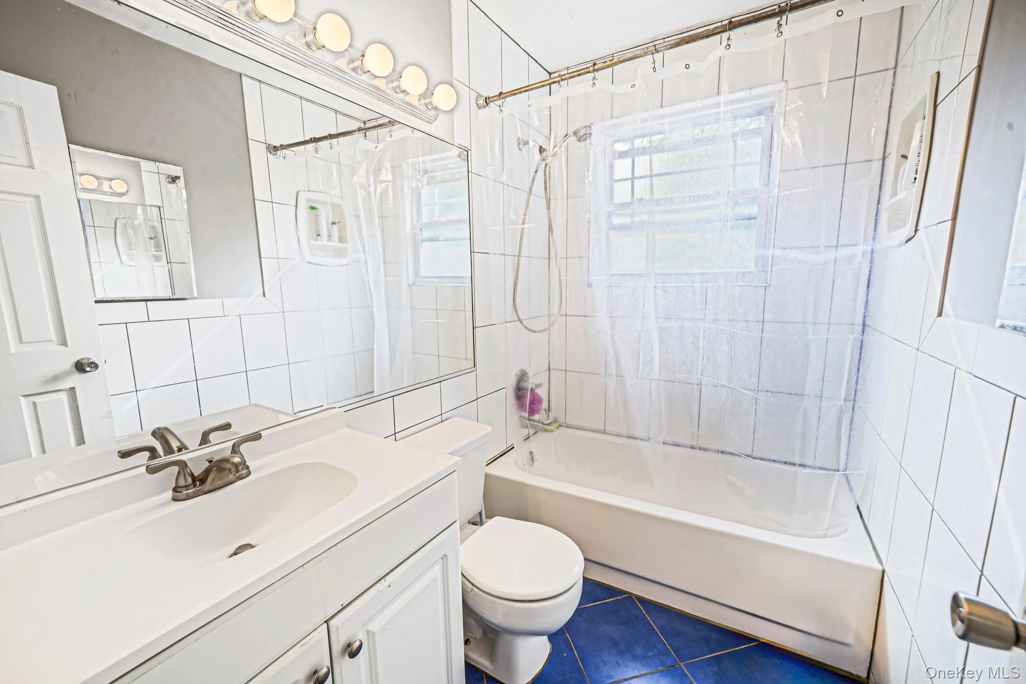 219 Fairharbor Drive, Brookhaven, NY, 1 Bedroom Bedrooms, 4 Rooms Rooms,1 BathroomBathrooms,Residential,For Rent,Fairharbor,0,1062599 219 Fairharbor Drive, Brookhaven, NY, 1 Bedroom Bedrooms, 4 Rooms Rooms,1 BathroomBathrooms,Residential,For Rent,Fairharbor,0,1062599