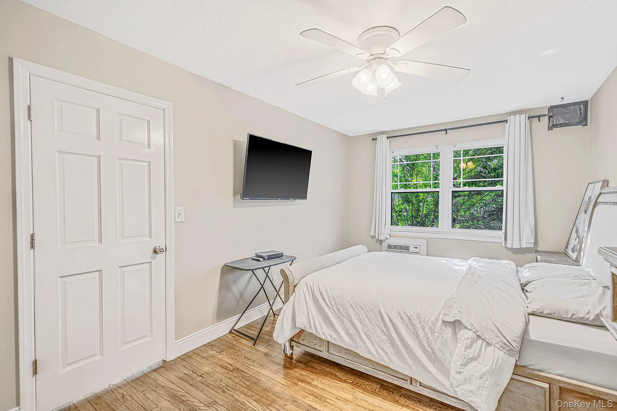 219 Fairharbor Drive, Brookhaven, NY, 1 Bedroom Bedrooms, 4 Rooms Rooms,1 BathroomBathrooms,Residential,For Rent,Fairharbor,0,1062599 219 Fairharbor Drive, Brookhaven, NY, 1 Bedroom Bedrooms, 4 Rooms Rooms,1 BathroomBathrooms,Residential,For Rent,Fairharbor,0,1062599