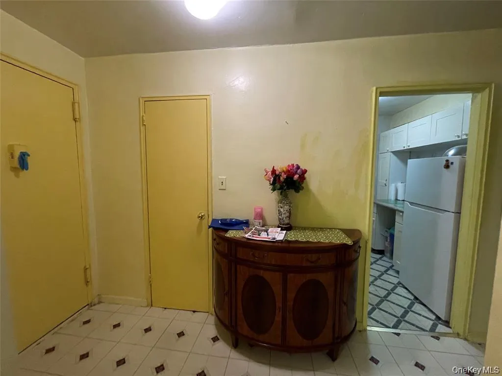 42-42 Colden Street, New York, NY, 1 Bedroom Bedrooms, 5 Rooms Rooms,1 BathroomBathrooms,Residential,For Rent,Colden,0,1062607 42-42 Colden Street, New York, NY, 1 Bedroom Bedrooms, 5 Rooms Rooms,1 BathroomBathrooms,Residential,For Rent,Colden,0,1062607