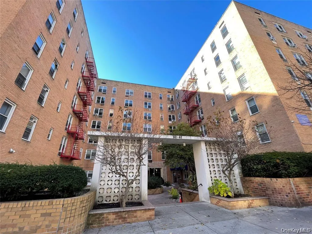 42-42 Colden Street, New York, NY, 1 Bedroom Bedrooms, 5 Rooms Rooms,1 BathroomBathrooms,Residential,For Rent,Colden,0,1062607 42-42 Colden Street, New York, NY, 1 Bedroom Bedrooms, 5 Rooms Rooms,1 BathroomBathrooms,Residential,For Rent,Colden,0,1062607