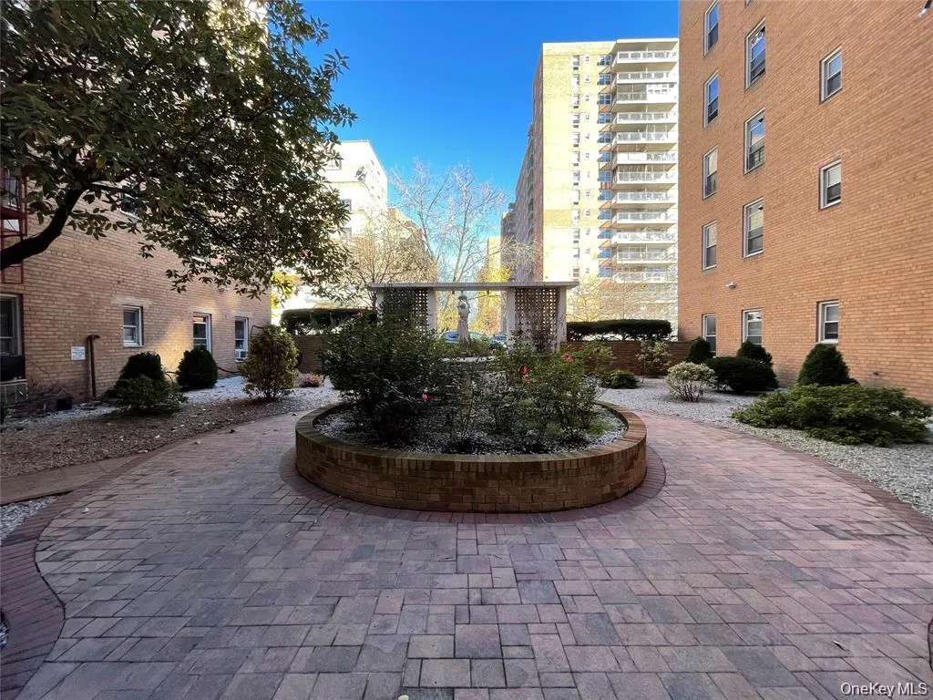 42-42 Colden Street, New York, NY, 1 Bedroom Bedrooms, 5 Rooms Rooms,1 BathroomBathrooms,Residential,For Rent,Colden,0,1062607 42-42 Colden Street, New York, NY, 1 Bedroom Bedrooms, 5 Rooms Rooms,1 BathroomBathrooms,Residential,For Rent,Colden,0,1062607