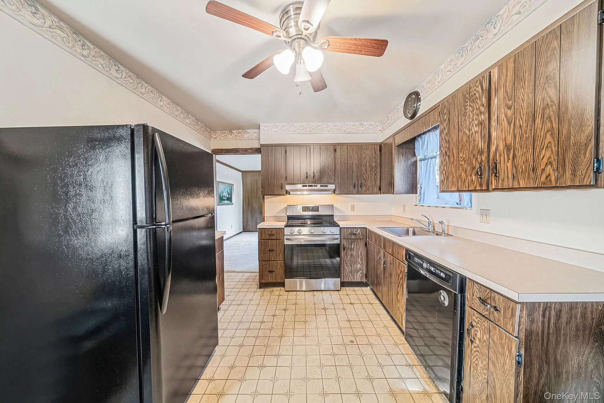 54 Mount Sinai Coram Road, Brookhaven, NY, 3 Bedrooms Bedrooms, 7 Rooms Rooms,1 BathroomBathrooms,Residential,For Rent,Mount Sinai Coram,0,1062612 54 Mount Sinai Coram Road, Brookhaven, NY, 3 Bedrooms Bedrooms, 7 Rooms Rooms,1 BathroomBathrooms,Residential,For Rent,Mount Sinai Coram,0,1062612