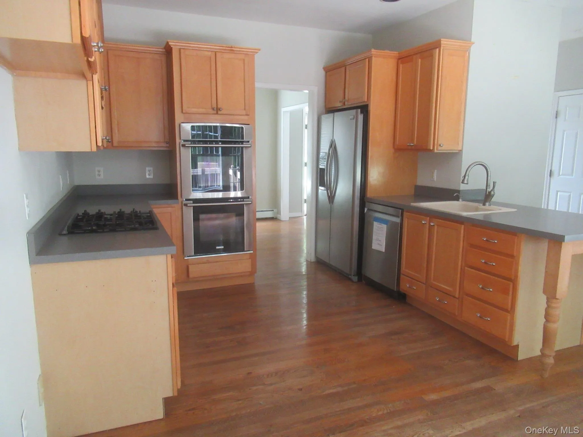 Kitchen with stainless appliances Kitchen with stainless appliances