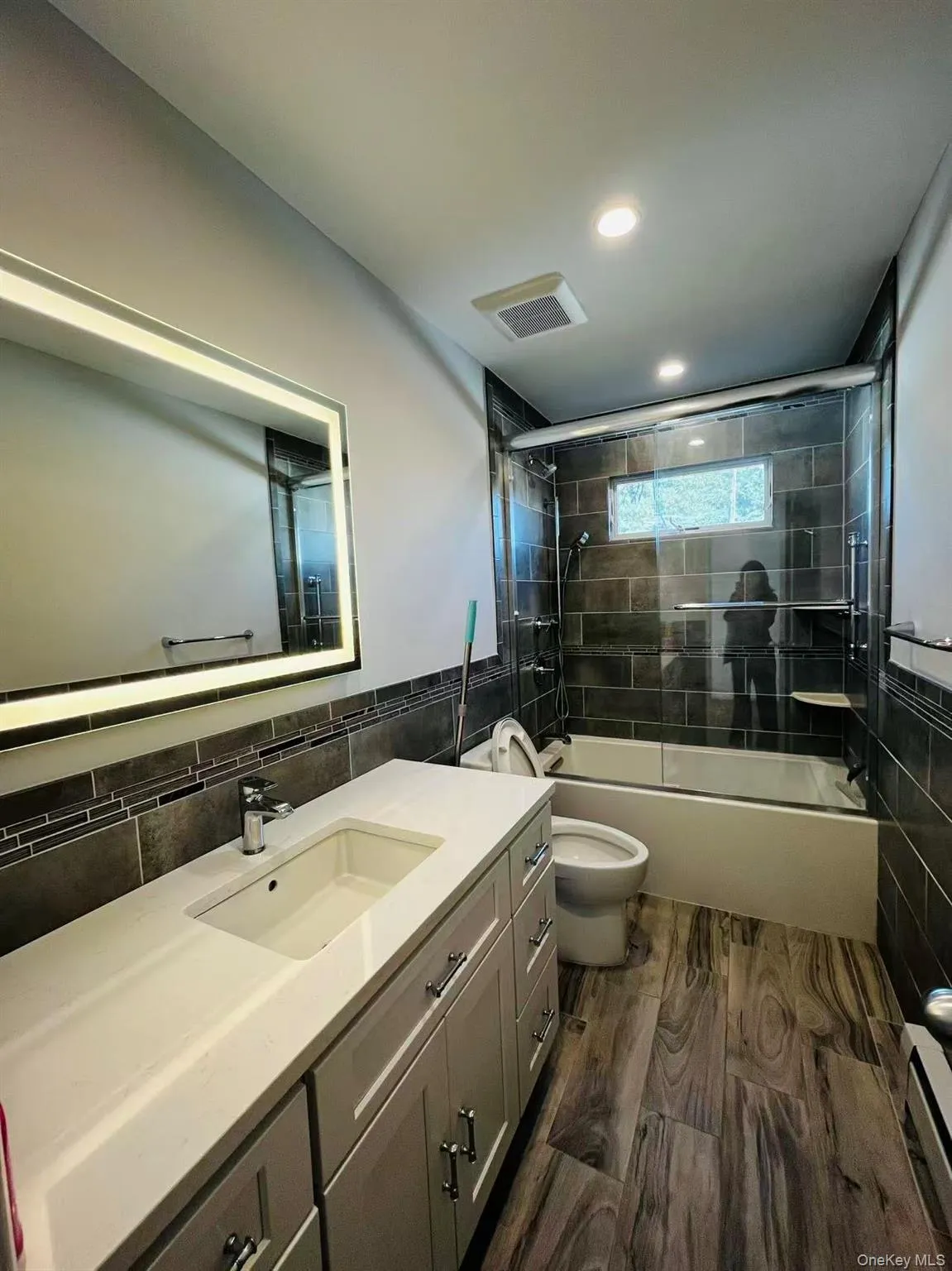 2637 Marin Lane, Hempstead, NY, 4 Bedroom Bedrooms, 9 Room Rooms,2 BathroomBathrooms,Residential Lease,For Rent,Marin,0,1062618 2637 Marin Lane, Hempstead, NY, 4 Bedroom Bedrooms, 9 Room Rooms,2 BathroomBathrooms,Residential Lease,For Rent,Marin,0,1062618