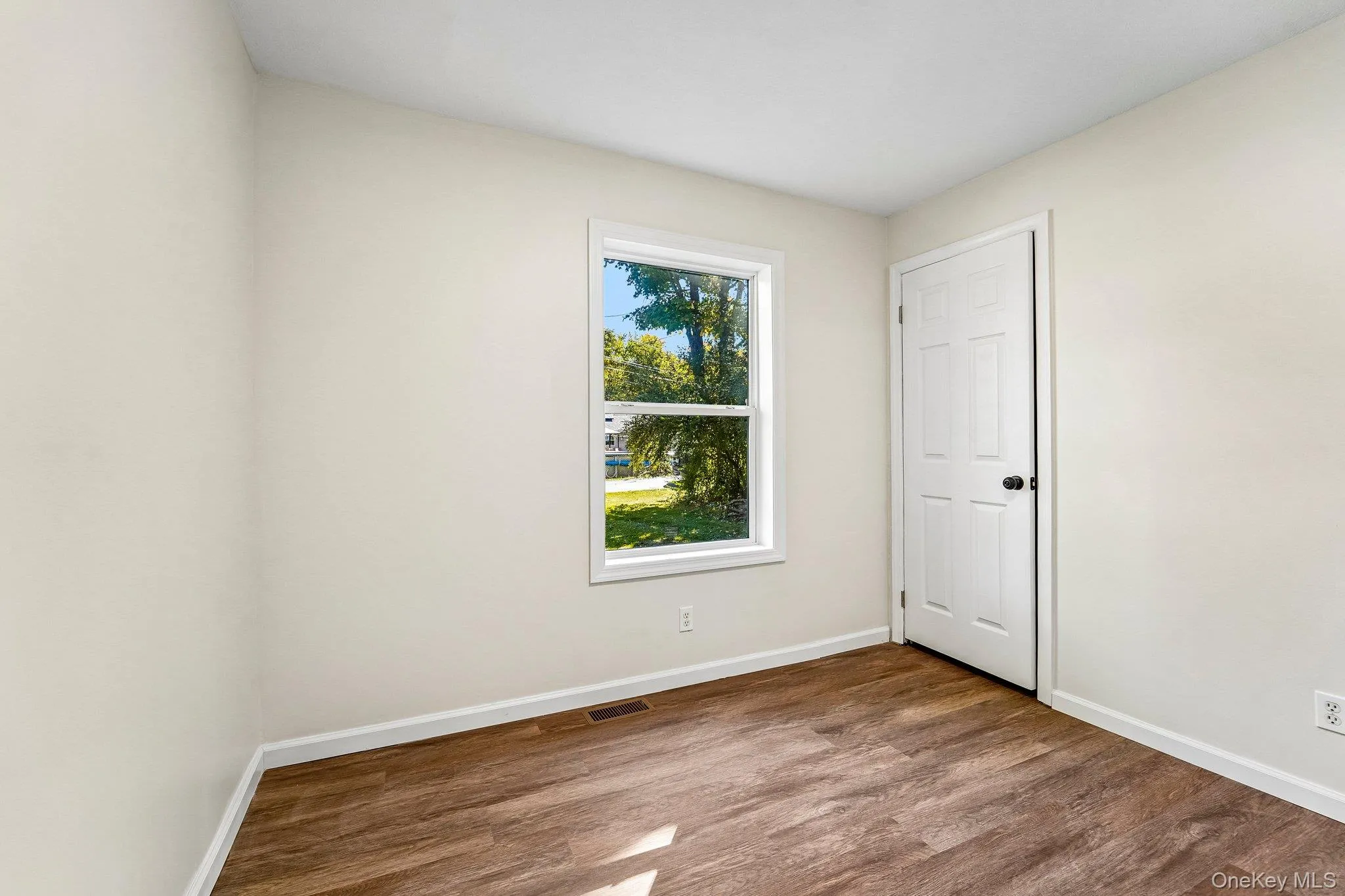 5 Sayer Lane, Wallkill, NY, 3 Bedrooms Bedrooms, 7 Rooms Rooms,2 BathroomsBathrooms,Residential,For Rent,Sayer,0,1062620 5 Sayer Lane, Wallkill, NY, 3 Bedrooms Bedrooms, 7 Rooms Rooms,2 BathroomsBathrooms,Residential,For Rent,Sayer,0,1062620