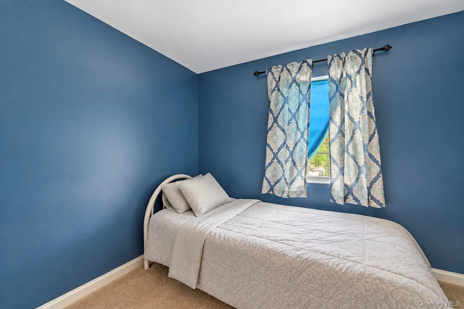 33 Oak Forest Drive, Islip, NY, 4 Bedrooms Bedrooms, 8 Rooms Rooms,2 BathroomsBathrooms,Residential,For Rent,Oak Forest,0,1062626 33 Oak Forest Drive, Islip, NY, 4 Bedrooms Bedrooms, 8 Rooms Rooms,2 BathroomsBathrooms,Residential,For Rent,Oak Forest,0,1062626