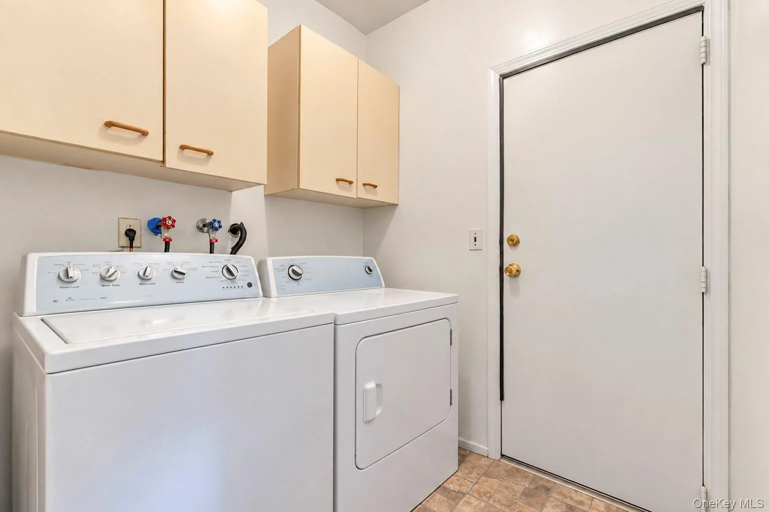 33 Oak Forest Drive, Islip, NY, 4 Bedrooms Bedrooms, 8 Rooms Rooms,2 BathroomsBathrooms,Residential,For Rent,Oak Forest,0,1062626 33 Oak Forest Drive, Islip, NY, 4 Bedrooms Bedrooms, 8 Rooms Rooms,2 BathroomsBathrooms,Residential,For Rent,Oak Forest,0,1062626