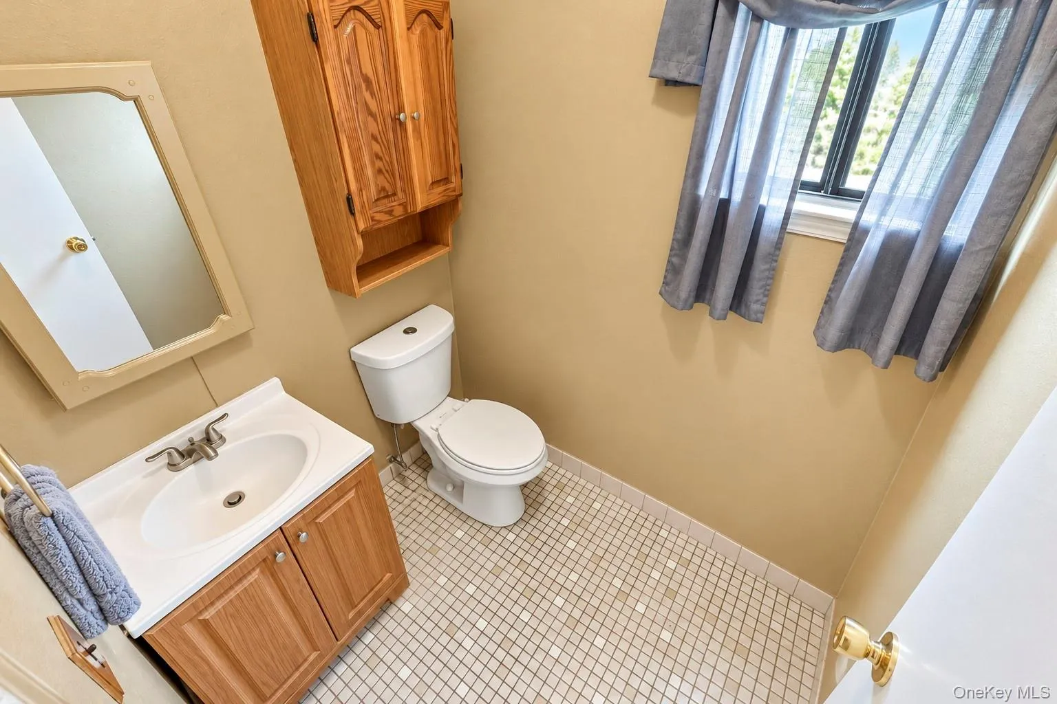33 Oak Forest Drive, Islip, NY, 4 Bedrooms Bedrooms, 8 Rooms Rooms,2 BathroomsBathrooms,Residential,For Rent,Oak Forest,0,1062626 33 Oak Forest Drive, Islip, NY, 4 Bedrooms Bedrooms, 8 Rooms Rooms,2 BathroomsBathrooms,Residential,For Rent,Oak Forest,0,1062626