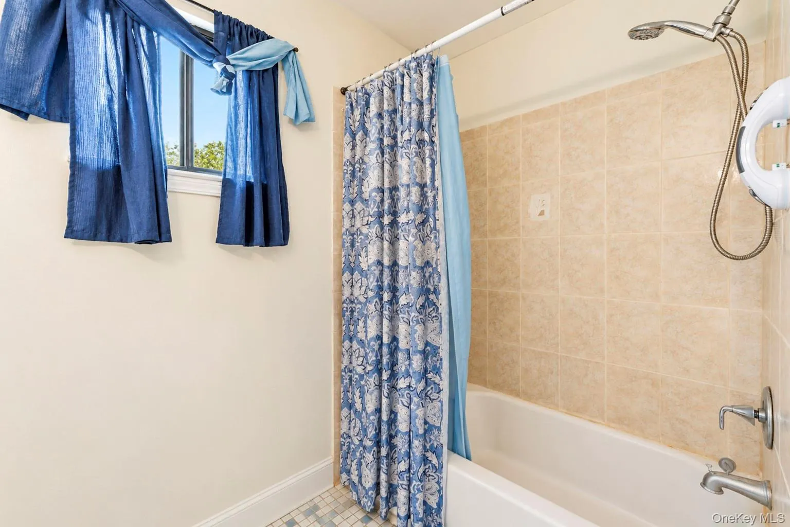 33 Oak Forest Drive, Islip, NY, 4 Bedrooms Bedrooms, 8 Rooms Rooms,2 BathroomsBathrooms,Residential,For Rent,Oak Forest,0,1062626 33 Oak Forest Drive, Islip, NY, 4 Bedrooms Bedrooms, 8 Rooms Rooms,2 BathroomsBathrooms,Residential,For Rent,Oak Forest,0,1062626