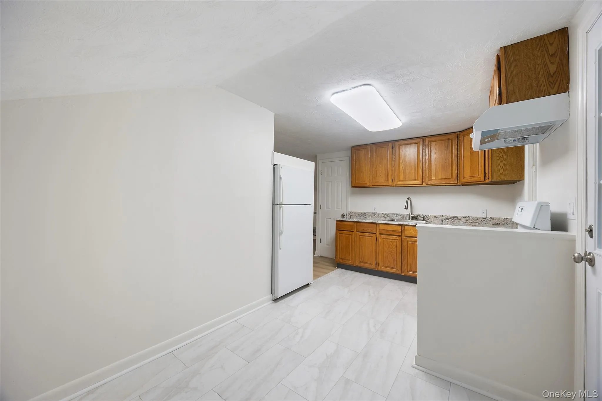 14 Lakeside Road, Carmel, NY, 1 Bedroom Bedrooms, 2 Rooms Rooms,1 BathroomBathrooms,Residential Lease,For Rent,Lakeside,0,1062630 14 Lakeside Road, Carmel, NY, 1 Bedroom Bedrooms, 2 Rooms Rooms,1 BathroomBathrooms,Residential Lease,For Rent,Lakeside,0,1062630