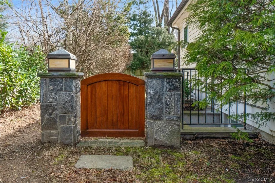 16 Byrd Street, Rye City, NY, 4 Bedrooms Bedrooms, 9 Rooms Rooms,4 BathroomsBathrooms,Residential Lease,For Rent,Byrd,0,1062633 16 Byrd Street, Rye City, NY, 4 Bedrooms Bedrooms, 9 Rooms Rooms,4 BathroomsBathrooms,Residential Lease,For Rent,Byrd,0,1062633