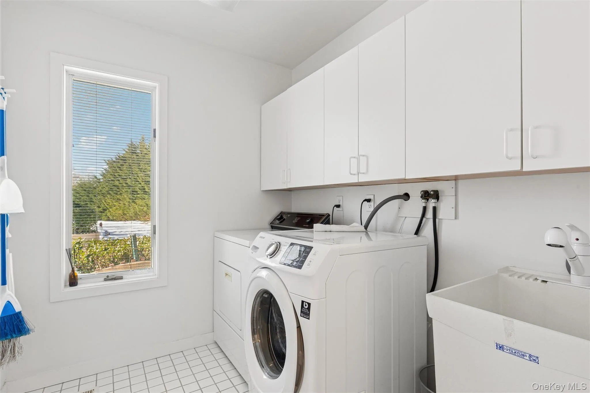 845 Budds Pond Road, Southold, NY, 3 Bedrooms Bedrooms, 8 Rooms Rooms,2 BathroomsBathrooms,Residential Lease,For Rent,Budds Pond,0,1062635 845 Budds Pond Road, Southold, NY, 3 Bedrooms Bedrooms, 8 Rooms Rooms,2 BathroomsBathrooms,Residential Lease,For Rent,Budds Pond,0,1062635