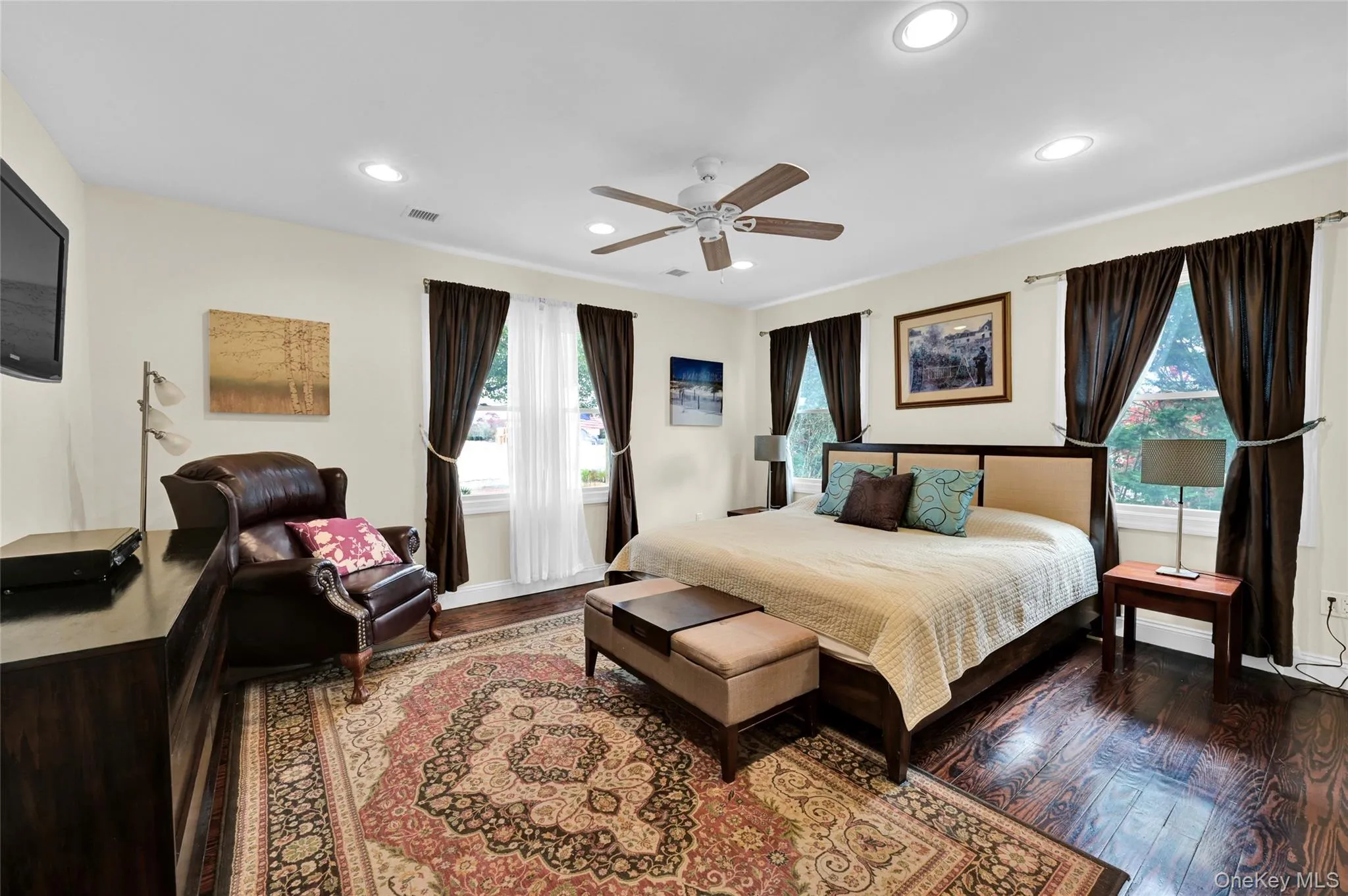 39 Depot Road, Southampton, NY, 4 Bedroom Bedrooms, 10 Room Rooms,3 BathroomBathrooms,Residential Lease,For Rent,Depot,0,1062646 39 Depot Road, Southampton, NY, 4 Bedroom Bedrooms, 10 Room Rooms,3 BathroomBathrooms,Residential Lease,For Rent,Depot,0,1062646