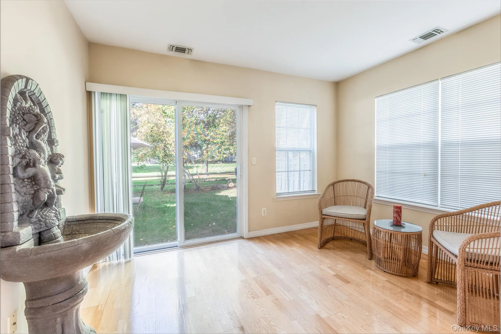 29 Madison Circle, Brookhaven, NY, 2 Bedrooms Bedrooms, 6 Rooms Rooms,2 BathroomsBathrooms,Residential,For Rent,Madison,0,1062649 29 Madison Circle, Brookhaven, NY, 2 Bedrooms Bedrooms, 6 Rooms Rooms,2 BathroomsBathrooms,Residential,For Rent,Madison,0,1062649