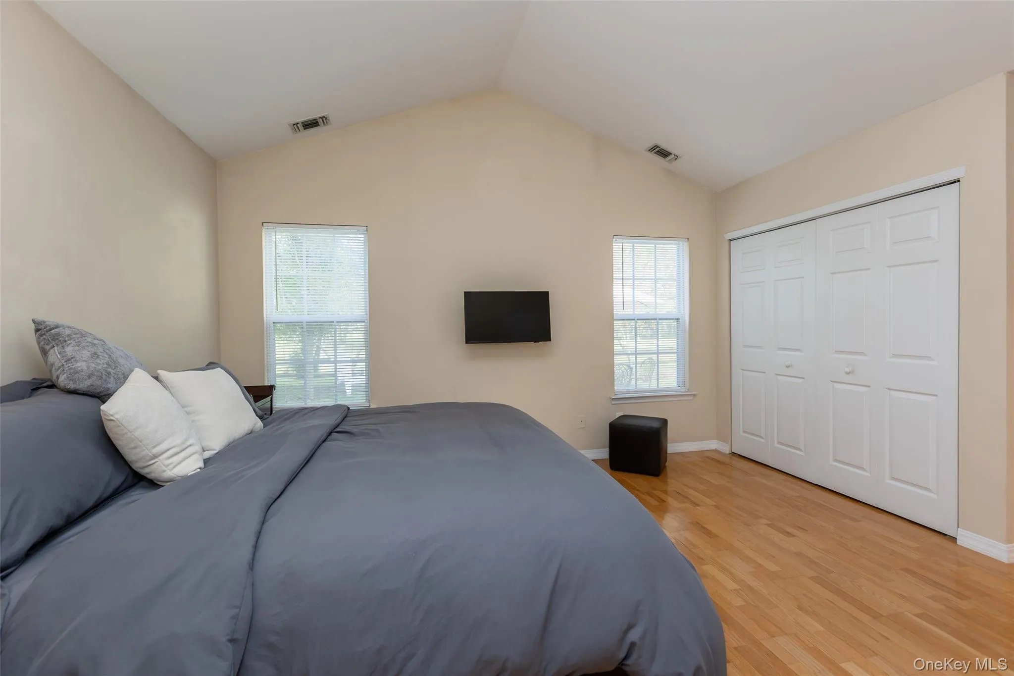 29 Madison Circle, Brookhaven, NY, 2 Bedrooms Bedrooms, 6 Rooms Rooms,2 BathroomsBathrooms,Residential,For Rent,Madison,0,1062649 29 Madison Circle, Brookhaven, NY, 2 Bedrooms Bedrooms, 6 Rooms Rooms,2 BathroomsBathrooms,Residential,For Rent,Madison,0,1062649