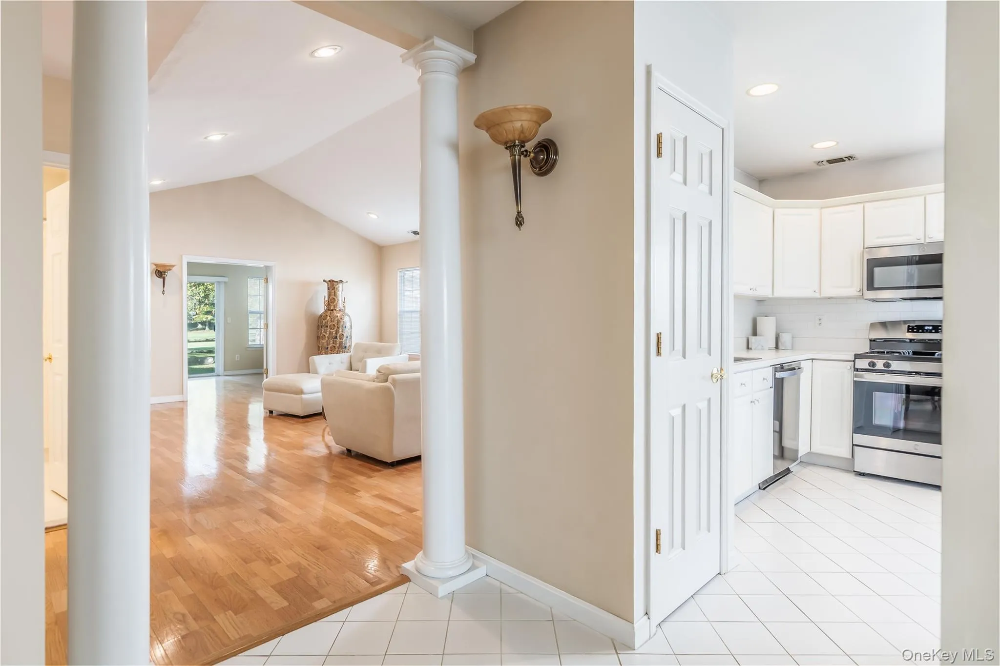 29 Madison Circle, Brookhaven, NY, 2 Bedrooms Bedrooms, 6 Rooms Rooms,2 BathroomsBathrooms,Residential,For Rent,Madison,0,1062649 29 Madison Circle, Brookhaven, NY, 2 Bedrooms Bedrooms, 6 Rooms Rooms,2 BathroomsBathrooms,Residential,For Rent,Madison,0,1062649