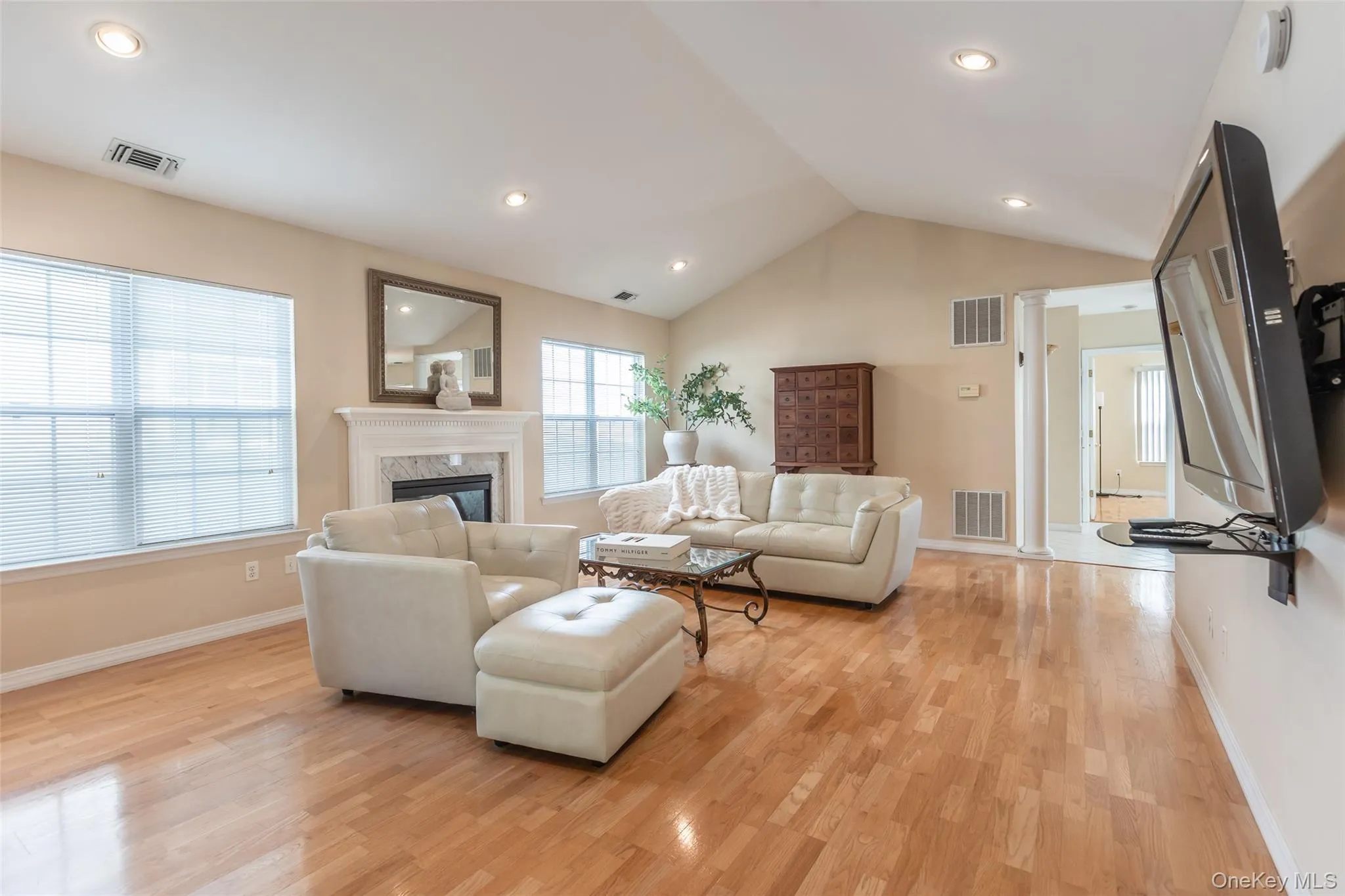 29 Madison Circle, Brookhaven, NY, 2 Bedrooms Bedrooms, 6 Rooms Rooms,2 BathroomsBathrooms,Residential,For Rent,Madison,0,1062649 29 Madison Circle, Brookhaven, NY, 2 Bedrooms Bedrooms, 6 Rooms Rooms,2 BathroomsBathrooms,Residential,For Rent,Madison,0,1062649