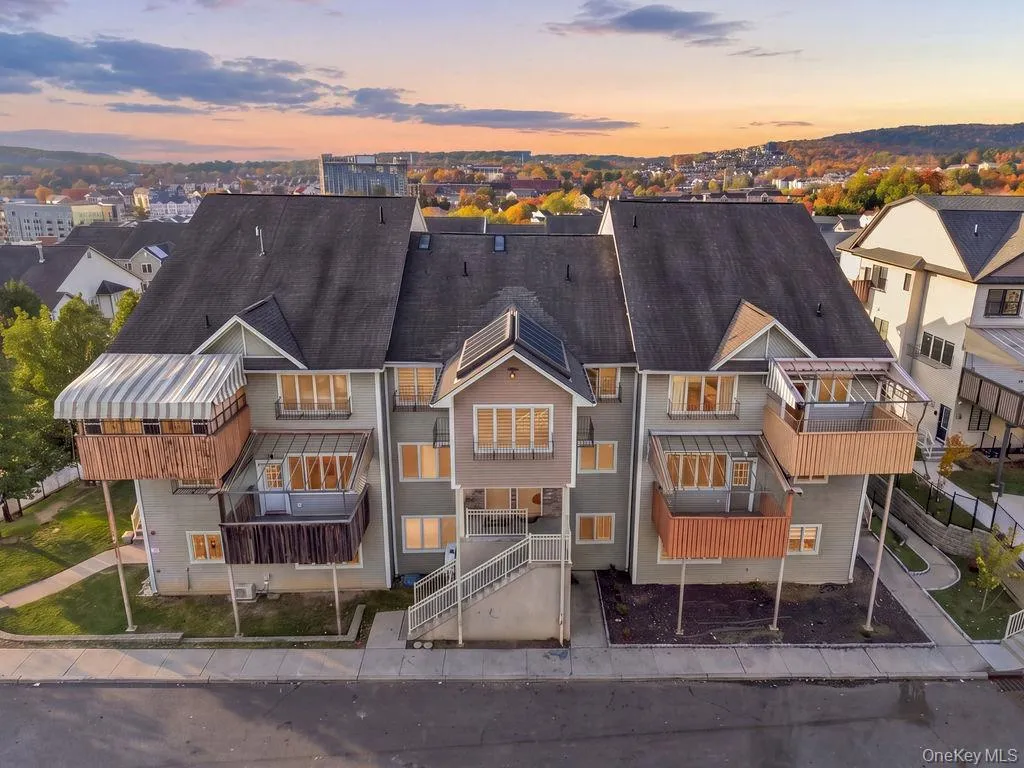 21 Dinev Road, Monroe, NY, 3 Bedrooms Bedrooms, 6 Rooms Rooms,2 BathroomsBathrooms,Residential,For Rent,Dinev,0,1062650 21 Dinev Road, Monroe, NY, 3 Bedrooms Bedrooms, 6 Rooms Rooms,2 BathroomsBathrooms,Residential,For Rent,Dinev,0,1062650