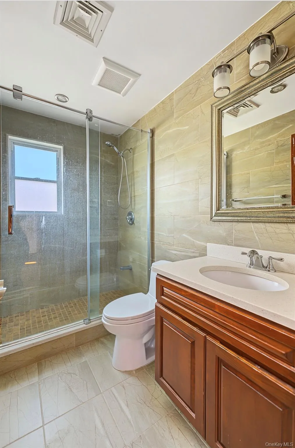 30 North Drive, New York, NY, 4 Bedrooms Bedrooms, 11 Rooms Rooms,3 BathroomsBathrooms,Residential,For Rent,North,0,1062651 30 North Drive, New York, NY, 4 Bedrooms Bedrooms, 11 Rooms Rooms,3 BathroomsBathrooms,Residential,For Rent,North,0,1062651