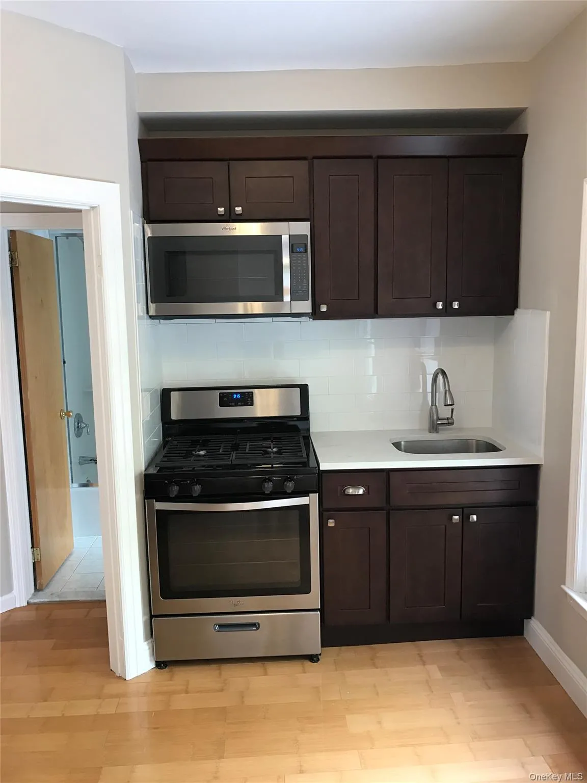 156 Main Street, Huntington, NY, 2 Bedroom Bedrooms, 5 Room Rooms,1 BathroomBathrooms,Residential Lease,For Rent,Main,0,1062654 156 Main Street, Huntington, NY, 2 Bedroom Bedrooms, 5 Room Rooms,1 BathroomBathrooms,Residential Lease,For Rent,Main,0,1062654