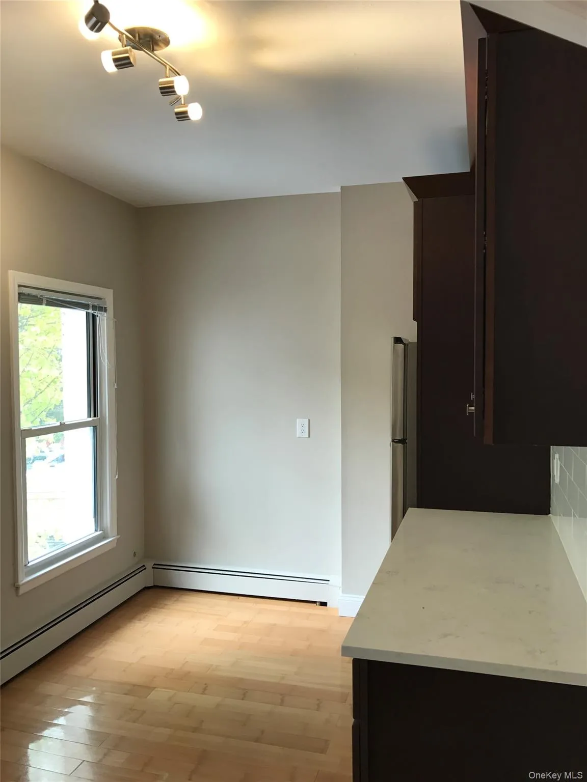 156 Main Street, Huntington, NY, 2 Bedrooms Bedrooms, 5 Rooms Rooms,1 BathroomBathrooms,Residential Lease,For Rent,Main,0,1062654 156 Main Street, Huntington, NY, 2 Bedrooms Bedrooms, 5 Rooms Rooms,1 BathroomBathrooms,Residential Lease,For Rent,Main,0,1062654