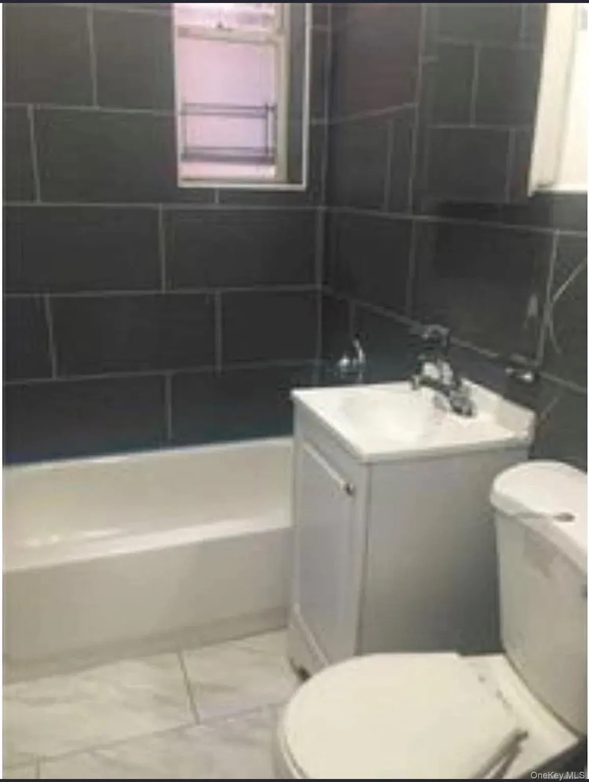 90-19 198th Street, New York, NY, 2 Bedroom Bedrooms, 4 Room Rooms,1 BathroomBathrooms,Residential Lease,For Rent,198th,0,1062655 90-19 198th Street, New York, NY, 2 Bedroom Bedrooms, 4 Room Rooms,1 BathroomBathrooms,Residential Lease,For Rent,198th,0,1062655