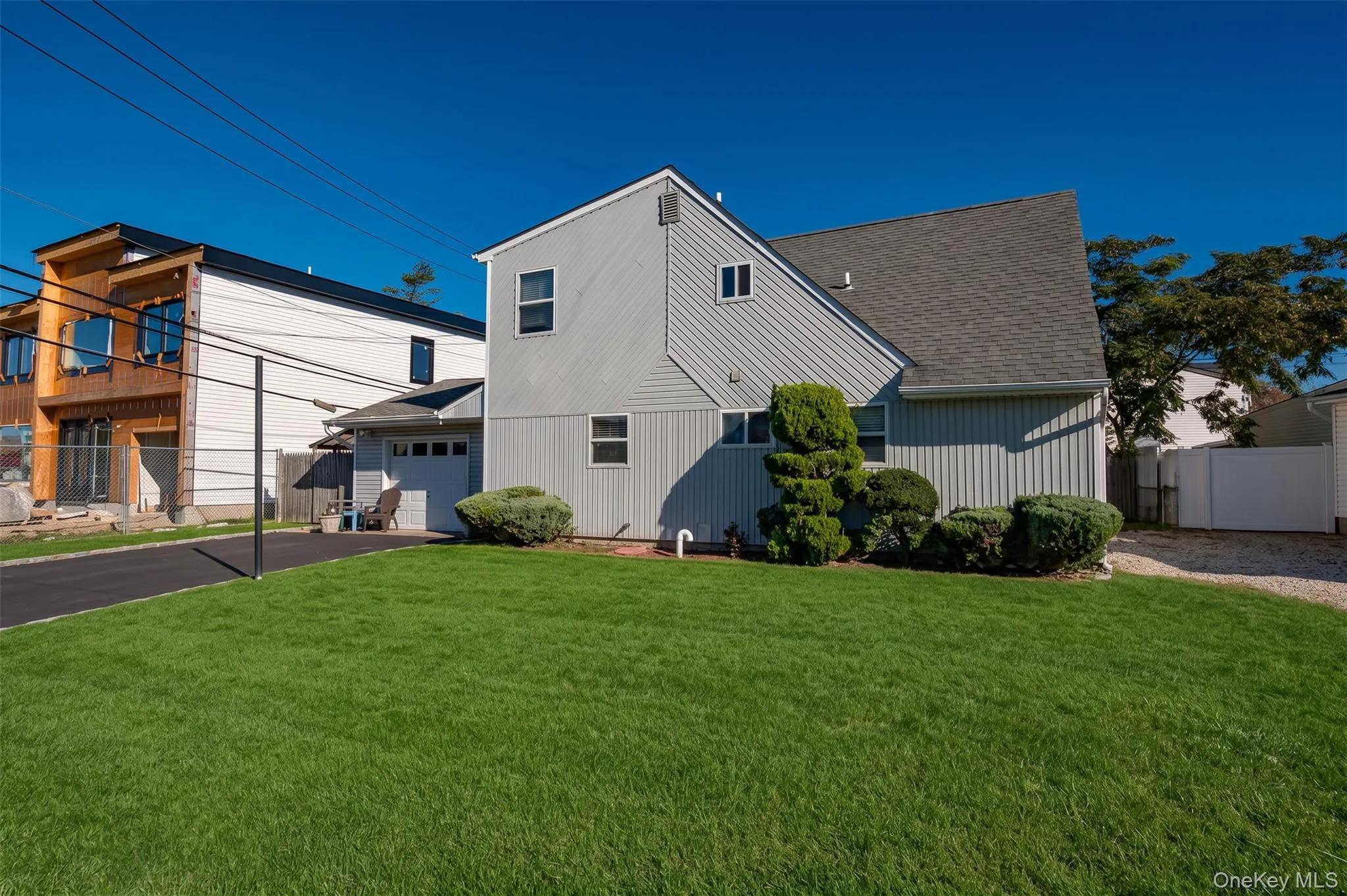 148 Kingfisher Road, Hempstead, NY, 5 Bedrooms Bedrooms, 9 Rooms Rooms,2 BathroomsBathrooms,Residential,For Rent,Kingfisher,0,1062658 148 Kingfisher Road, Hempstead, NY, 5 Bedrooms Bedrooms, 9 Rooms Rooms,2 BathroomsBathrooms,Residential,For Rent,Kingfisher,0,1062658