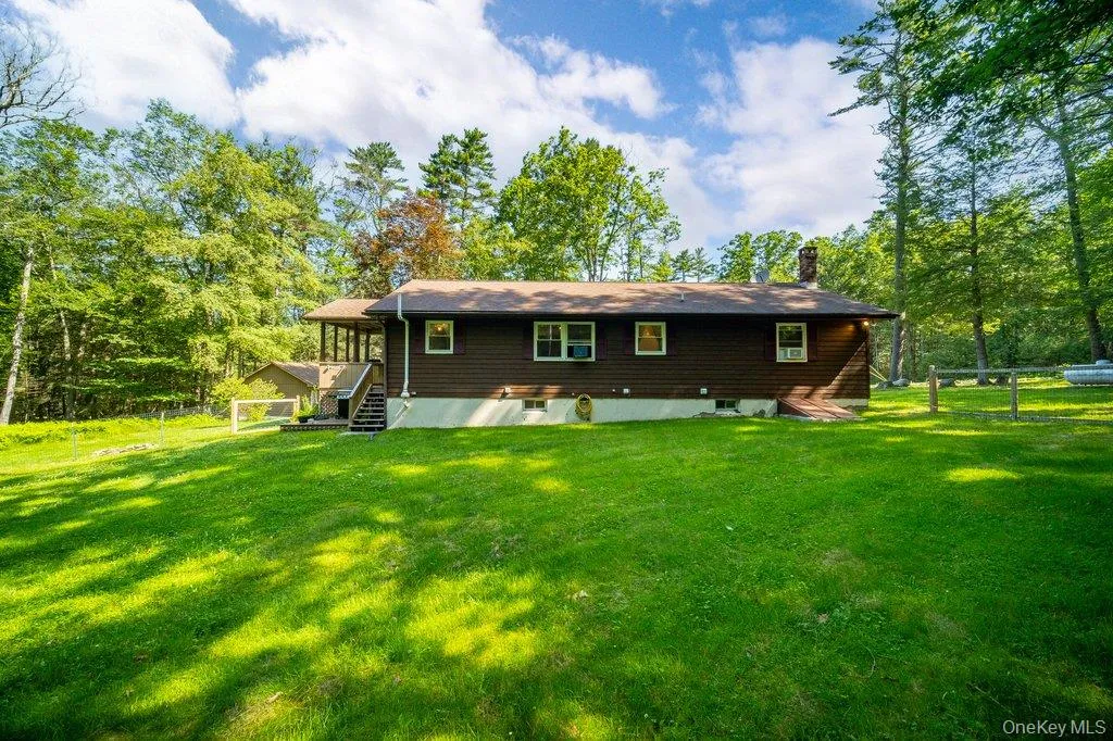 132 Proctor Road, Highland, NY, 3 Bedrooms Bedrooms, 7 Rooms Rooms,1 BathroomBathrooms,Residential,For Rent,Proctor,0,1062659 132 Proctor Road, Highland, NY, 3 Bedrooms Bedrooms, 7 Rooms Rooms,1 BathroomBathrooms,Residential,For Rent,Proctor,0,1062659