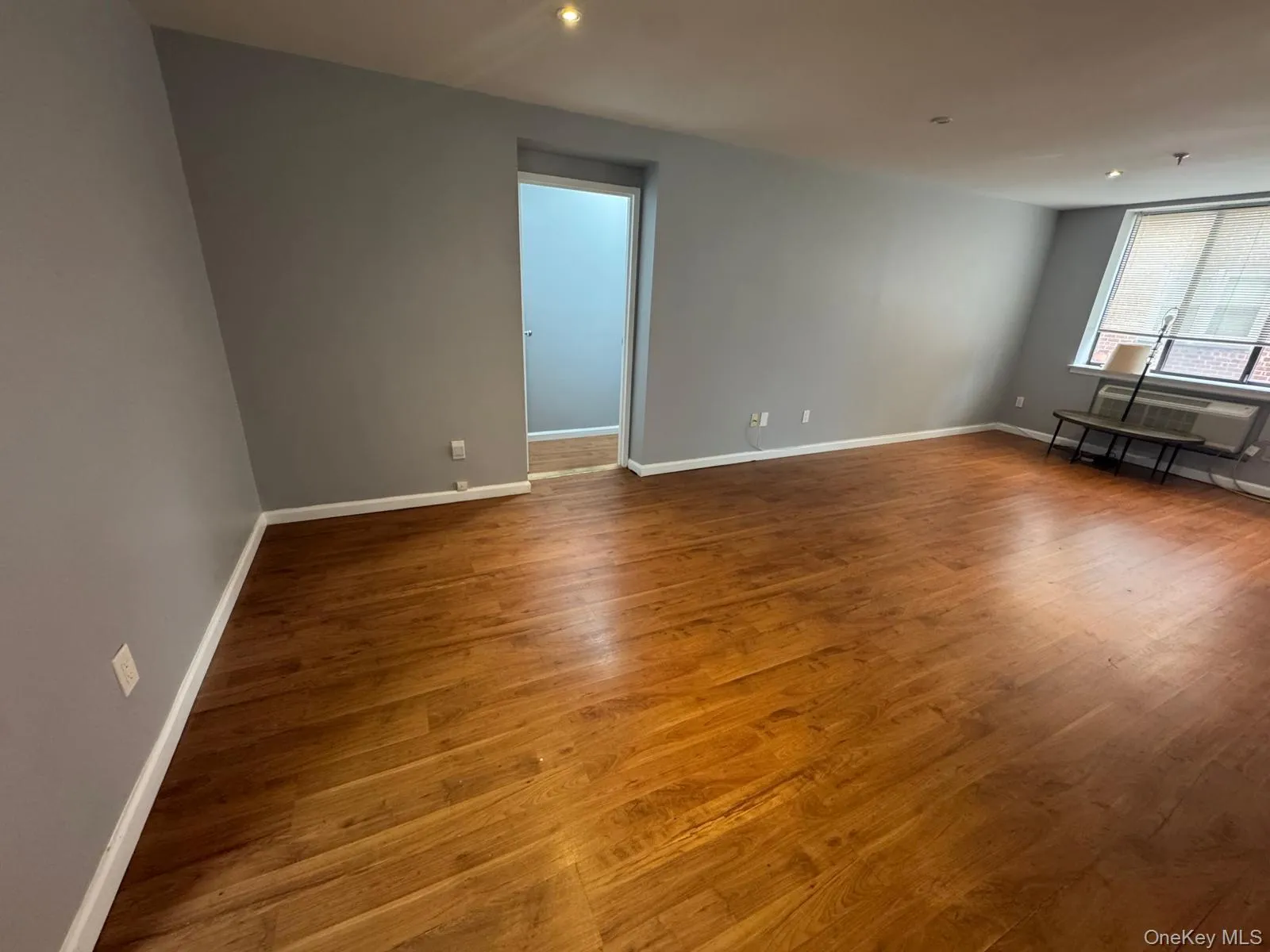 10 Canterbury Road, North Hempstead, NY, 1 Bedroom Bedrooms, 4 Rooms Rooms,1 BathroomBathrooms,Residential,For Rent,Canterbury,0,1062696 10 Canterbury Road, North Hempstead, NY, 1 Bedroom Bedrooms, 4 Rooms Rooms,1 BathroomBathrooms,Residential,For Rent,Canterbury,0,1062696