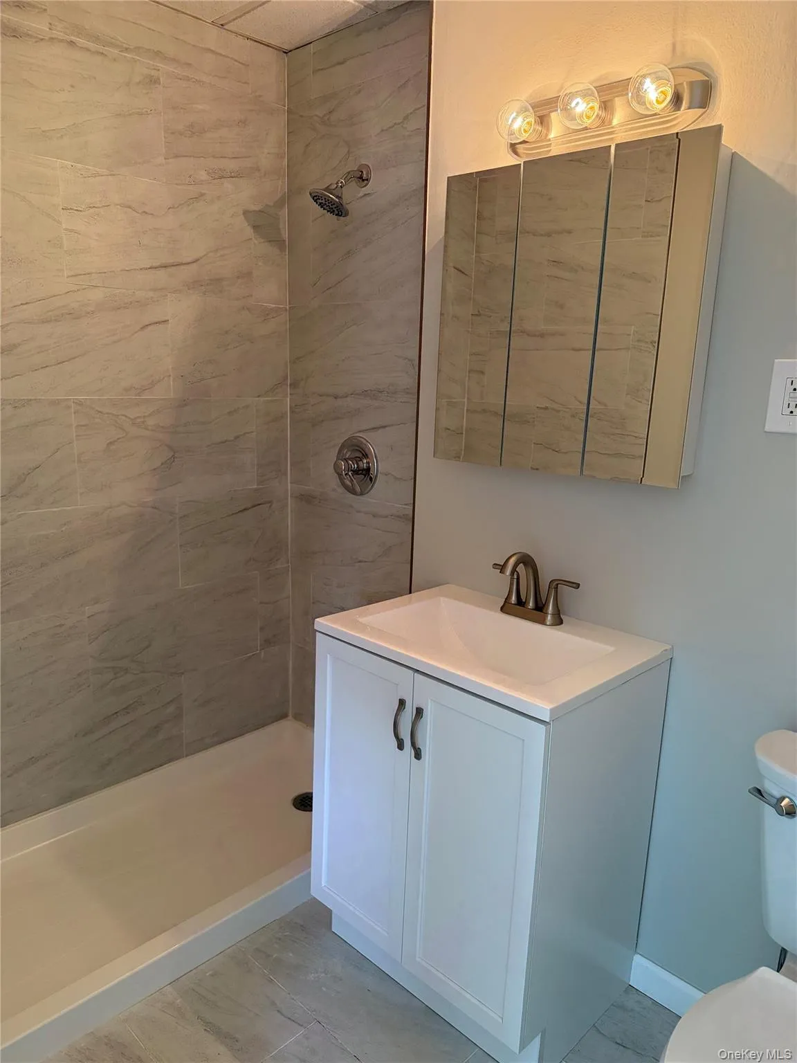 460 Old Town Road, Brookhaven, NY, 1 Bedroom Bedrooms, 3 Room Rooms,1 BathroomBathrooms,Residential Lease,For Rent,Old Town,0,1062701 460 Old Town Road, Brookhaven, NY, 1 Bedroom Bedrooms, 3 Room Rooms,1 BathroomBathrooms,Residential Lease,For Rent,Old Town,0,1062701