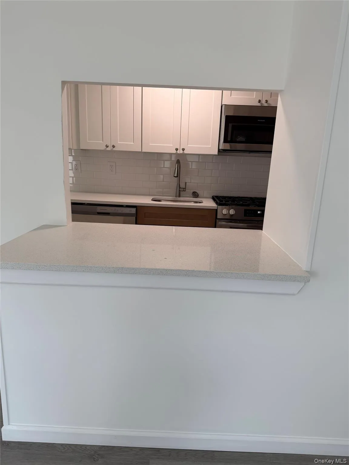 460 Old Town Road, Brookhaven, NY, 1 Bedroom Bedrooms, 3 Room Rooms,1 BathroomBathrooms,Residential Lease,For Rent,Old Town,0,1062701 460 Old Town Road, Brookhaven, NY, 1 Bedroom Bedrooms, 3 Room Rooms,1 BathroomBathrooms,Residential Lease,For Rent,Old Town,0,1062701