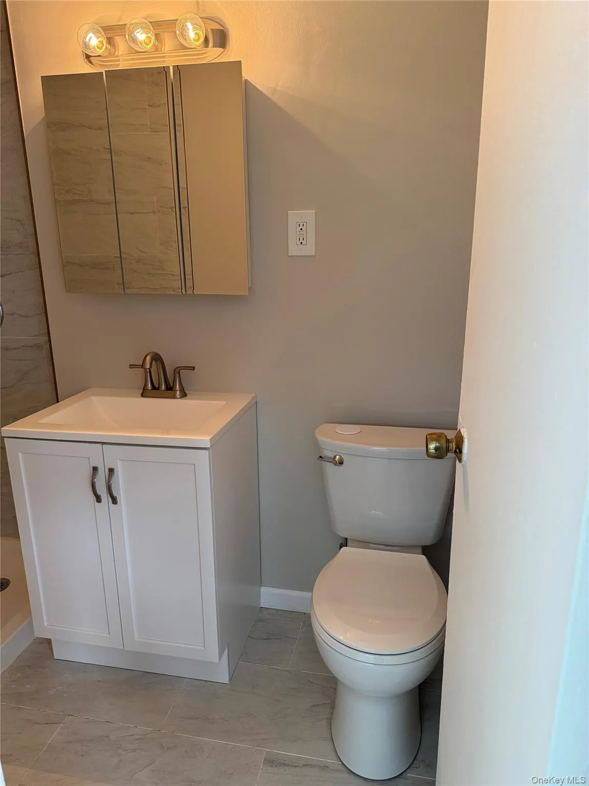 460 Old Town Road, Brookhaven, NY, 1 Bedroom Bedrooms, 3 Room Rooms,1 BathroomBathrooms,Residential Lease,For Rent,Old Town,0,1062701 460 Old Town Road, Brookhaven, NY, 1 Bedroom Bedrooms, 3 Room Rooms,1 BathroomBathrooms,Residential Lease,For Rent,Old Town,0,1062701