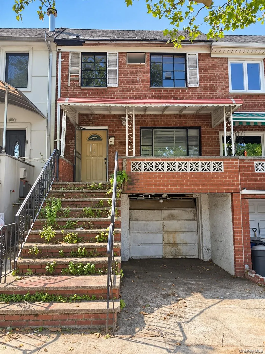 14410 Gravett Road, New York, NY, 3 Bedrooms Bedrooms, 6 Rooms Rooms,1 BathroomBathrooms,Residential,For Rent,Gravett,0,1062702 14410 Gravett Road, New York, NY, 3 Bedrooms Bedrooms, 6 Rooms Rooms,1 BathroomBathrooms,Residential,For Rent,Gravett,0,1062702