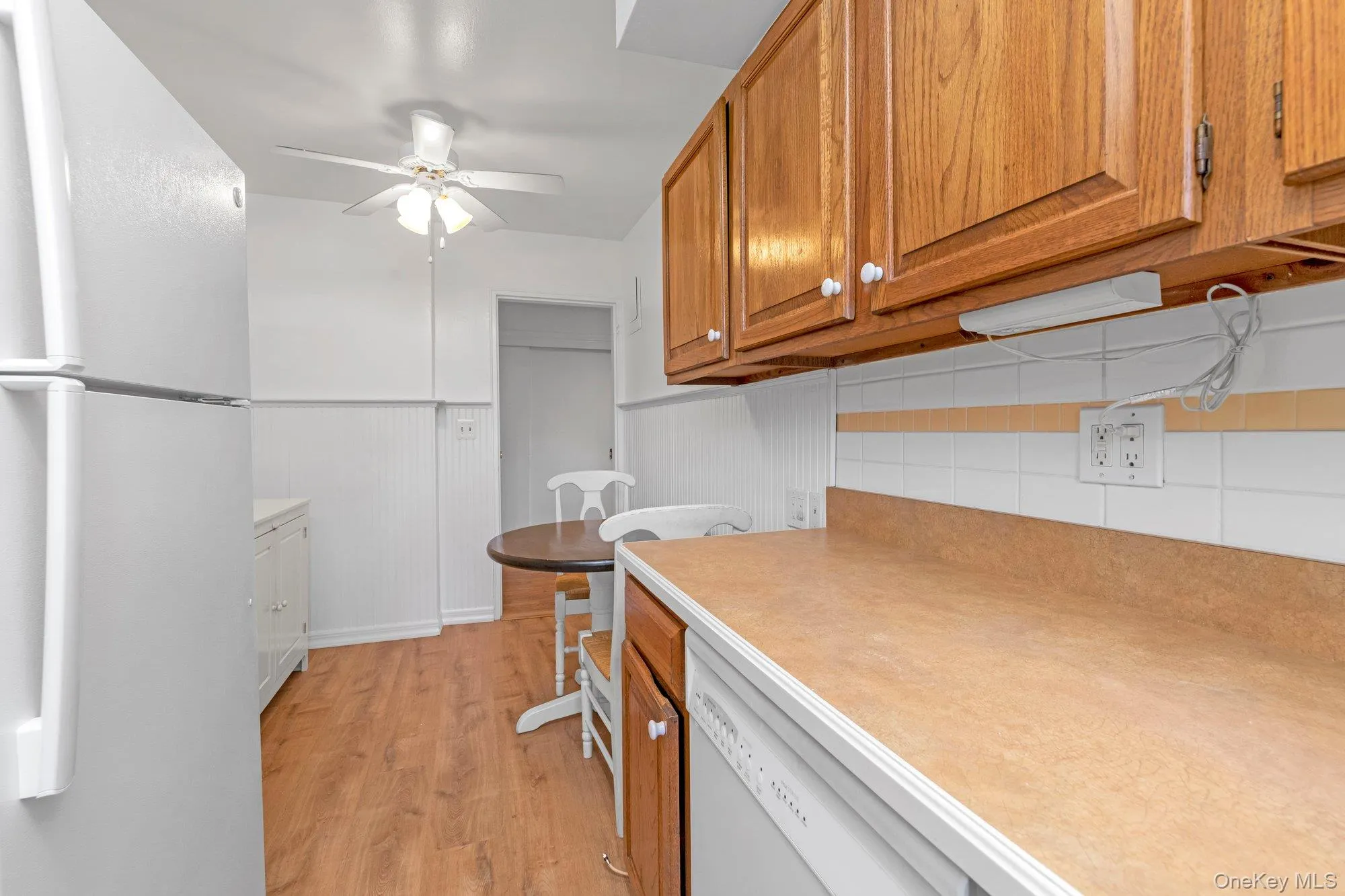 1197 broadway, Hempstead, NY, 2 Bedroom Bedrooms, 5 Room Rooms,1 BathroomBathrooms,Residential Lease,For Rent,broadway,0,1062718 1197 broadway, Hempstead, NY, 2 Bedroom Bedrooms, 5 Room Rooms,1 BathroomBathrooms,Residential Lease,For Rent,broadway,0,1062718