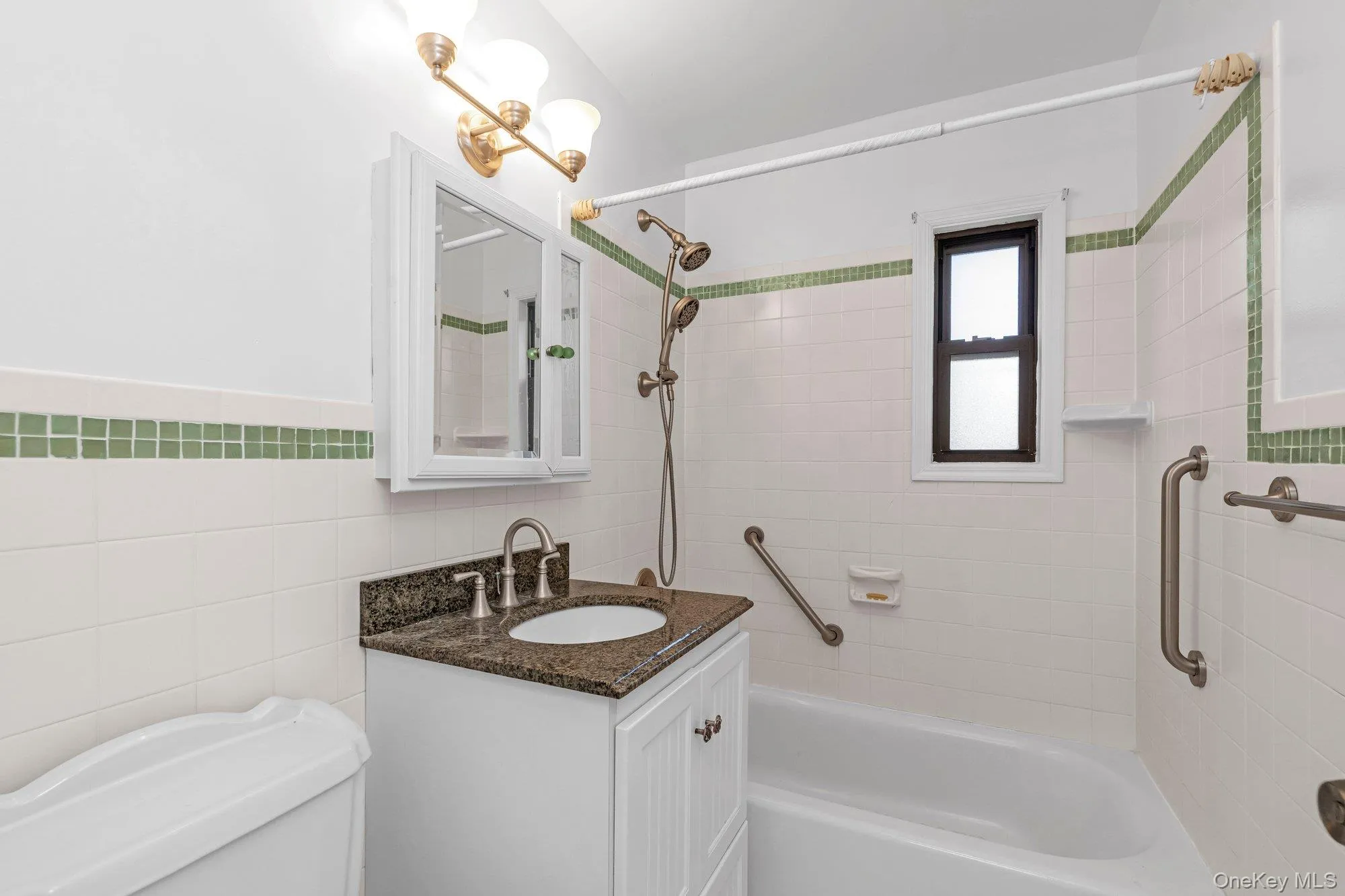 1197 broadway, Hempstead, NY, 2 Bedroom Bedrooms, 5 Room Rooms,1 BathroomBathrooms,Residential Lease,For Rent,broadway,0,1062718 1197 broadway, Hempstead, NY, 2 Bedroom Bedrooms, 5 Room Rooms,1 BathroomBathrooms,Residential Lease,For Rent,broadway,0,1062718