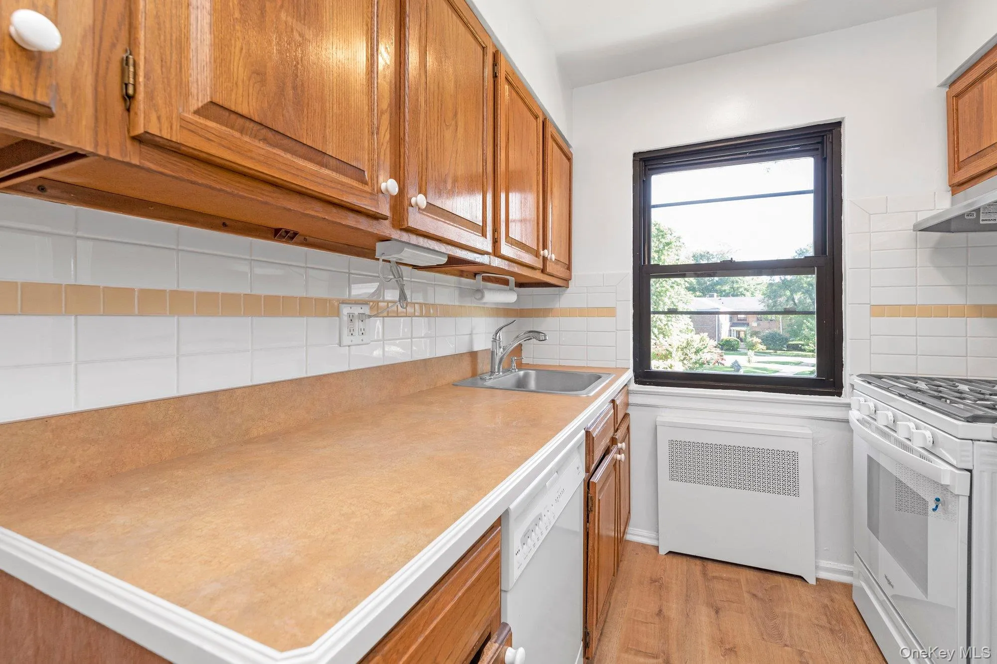 1197 broadway, Hempstead, NY, 2 Bedroom Bedrooms, 5 Room Rooms,1 BathroomBathrooms,Residential Lease,For Rent,broadway,0,1062718 1197 broadway, Hempstead, NY, 2 Bedroom Bedrooms, 5 Room Rooms,1 BathroomBathrooms,Residential Lease,For Rent,broadway,0,1062718