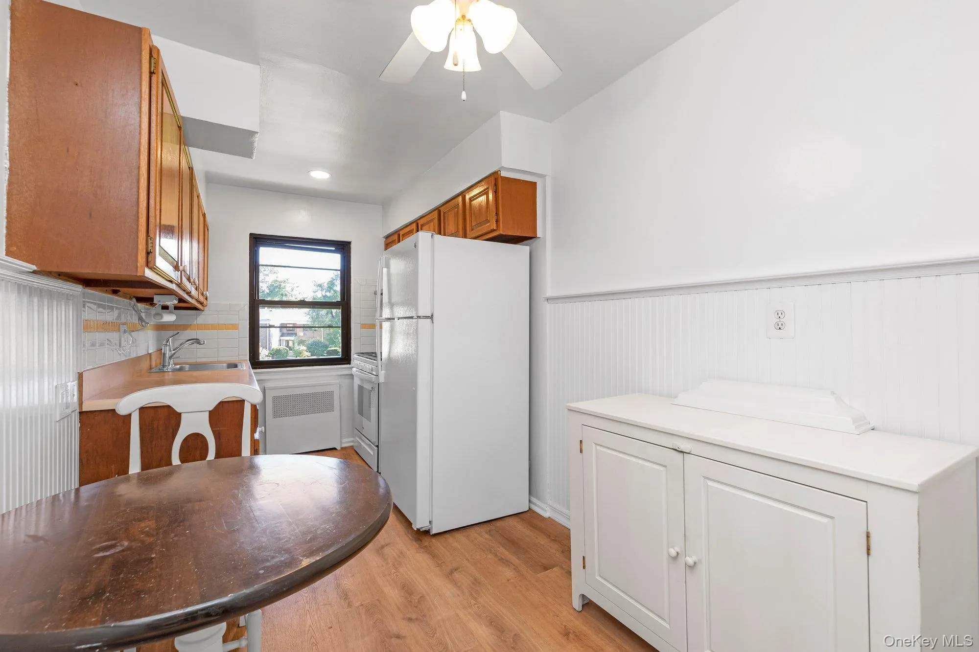 1197 broadway, Hempstead, NY, 2 Bedroom Bedrooms, 5 Room Rooms,1 BathroomBathrooms,Residential Lease,For Rent,broadway,0,1062718 1197 broadway, Hempstead, NY, 2 Bedroom Bedrooms, 5 Room Rooms,1 BathroomBathrooms,Residential Lease,For Rent,broadway,0,1062718