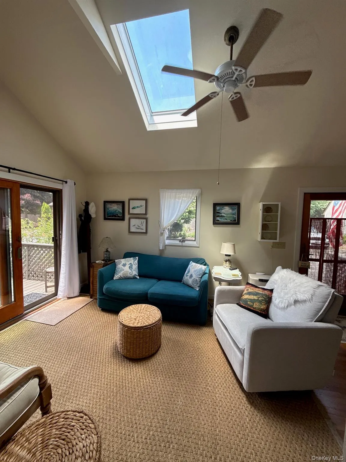 126 Lynn Avenue, Southampton, NY, 2 Bedrooms Bedrooms, 4 Rooms Rooms,1 BathroomBathrooms,Residential Lease,For Rent,Lynn,0,1062721 126 Lynn Avenue, Southampton, NY, 2 Bedrooms Bedrooms, 4 Rooms Rooms,1 BathroomBathrooms,Residential Lease,For Rent,Lynn,0,1062721