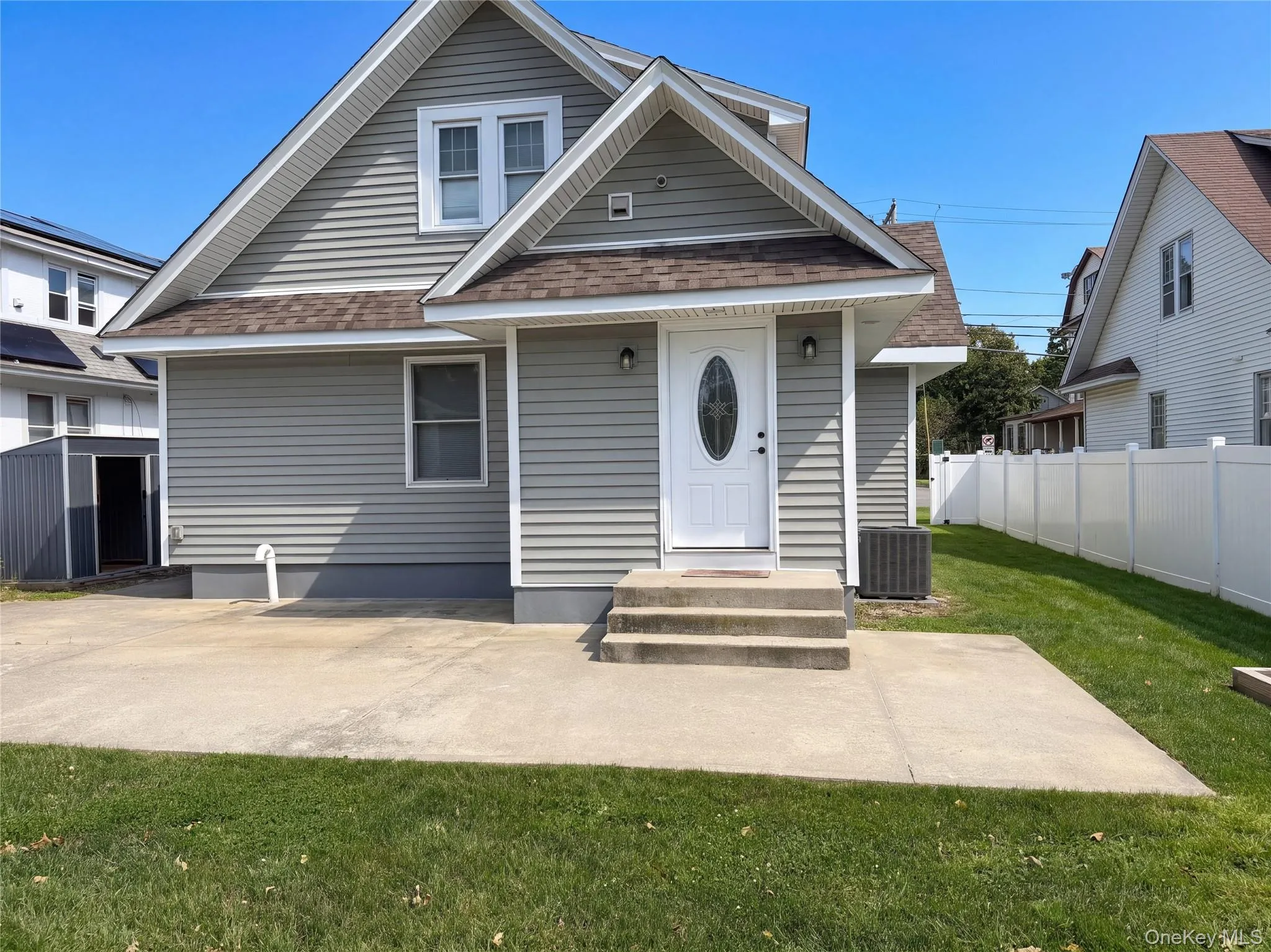 116 Clinton Avenue, Islip, NY, 4 Bedrooms Bedrooms, 11 Rooms Rooms,2 BathroomsBathrooms,Residential,For Rent,Clinton,0,1062728 116 Clinton Avenue, Islip, NY, 4 Bedrooms Bedrooms, 11 Rooms Rooms,2 BathroomsBathrooms,Residential,For Rent,Clinton,0,1062728