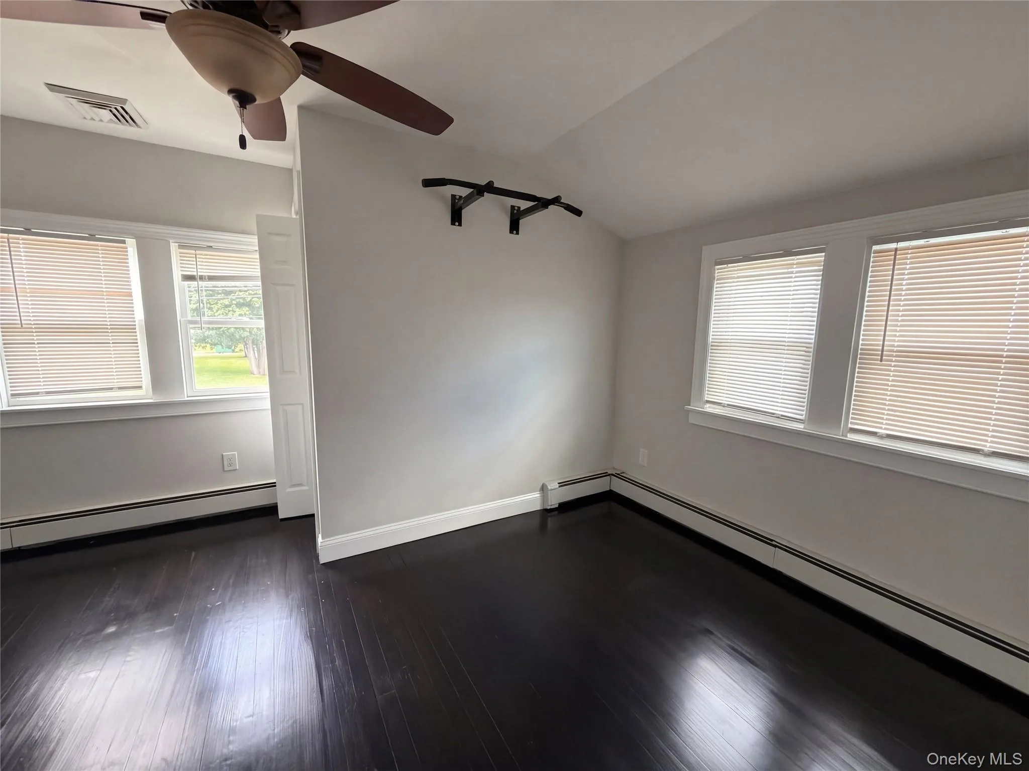 116 Clinton Avenue, Islip, NY, 4 Bedrooms Bedrooms, 11 Rooms Rooms,2 BathroomsBathrooms,Residential,For Rent,Clinton,0,1062728 116 Clinton Avenue, Islip, NY, 4 Bedrooms Bedrooms, 11 Rooms Rooms,2 BathroomsBathrooms,Residential,For Rent,Clinton,0,1062728