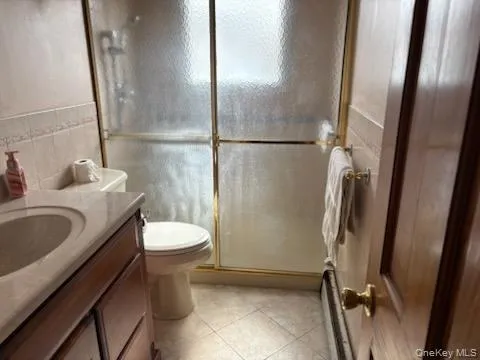 35 Circle Lane, Islip, NY, 3 Bedrooms Bedrooms, 6 Rooms Rooms,1 BathroomBathrooms,Residential,For Rent,Circle,0,1062734 35 Circle Lane, Islip, NY, 3 Bedrooms Bedrooms, 6 Rooms Rooms,1 BathroomBathrooms,Residential,For Rent,Circle,0,1062734