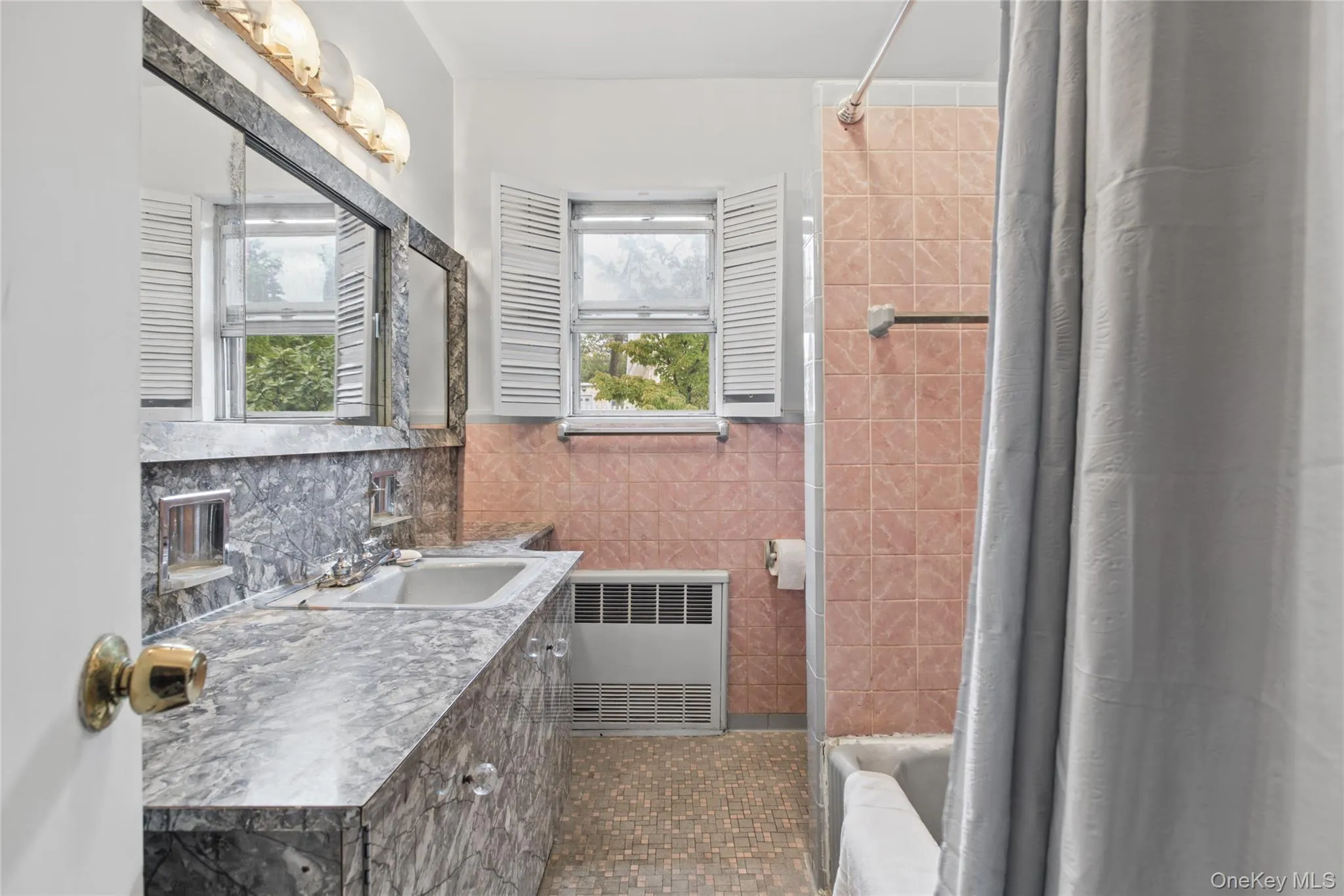 3818 223rd Street, New York, NY, 3 Bedrooms Bedrooms, 8 Rooms Rooms,2 BathroomsBathrooms,Residential,For Rent,223rd,0,1062737 3818 223rd Street, New York, NY, 3 Bedrooms Bedrooms, 8 Rooms Rooms,2 BathroomsBathrooms,Residential,For Rent,223rd,0,1062737