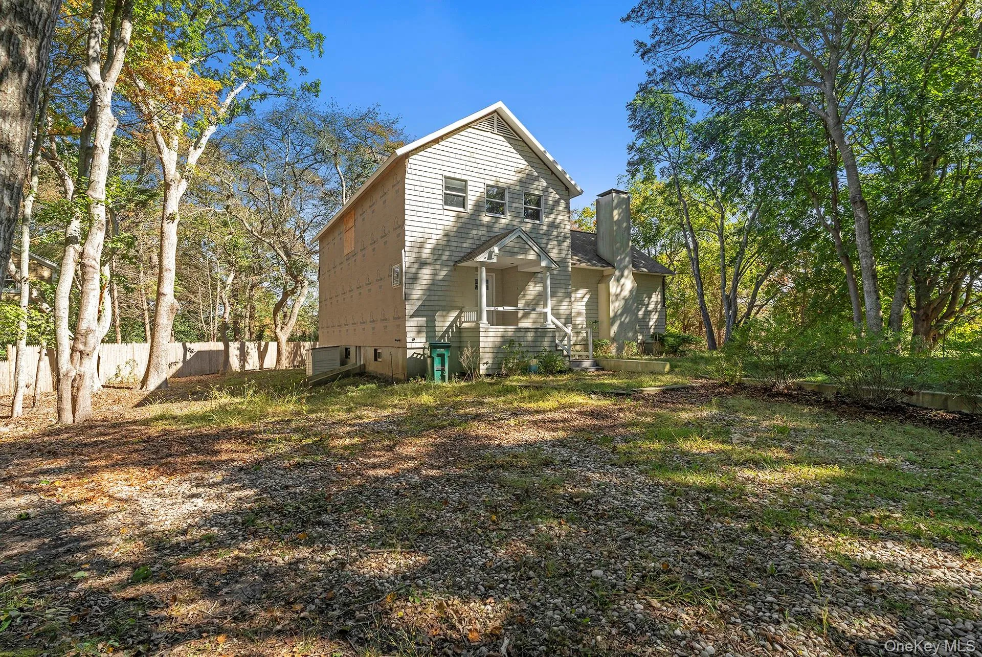 203 Head Of Pond Road, Southampton, New York 11976