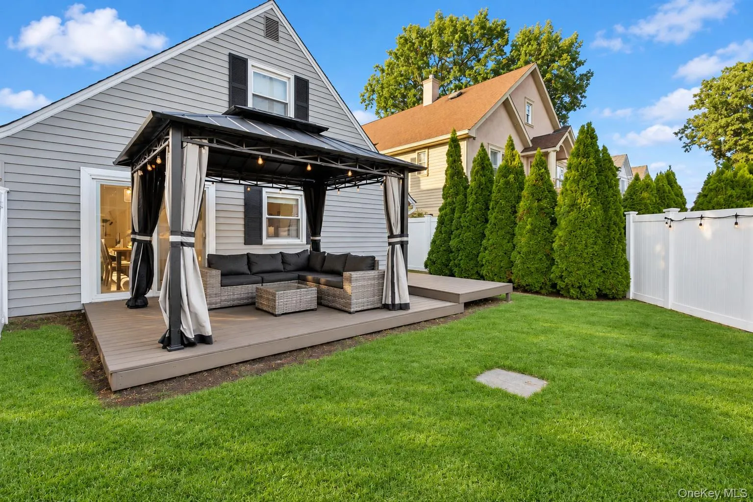 2313 Jefferson Street, Hempstead, NY, 3 Bedrooms Bedrooms, 6 Rooms Rooms,1 BathroomBathrooms,Residential,For Rent,Jefferson,0,1062752 2313 Jefferson Street, Hempstead, NY, 3 Bedrooms Bedrooms, 6 Rooms Rooms,1 BathroomBathrooms,Residential,For Rent,Jefferson,0,1062752