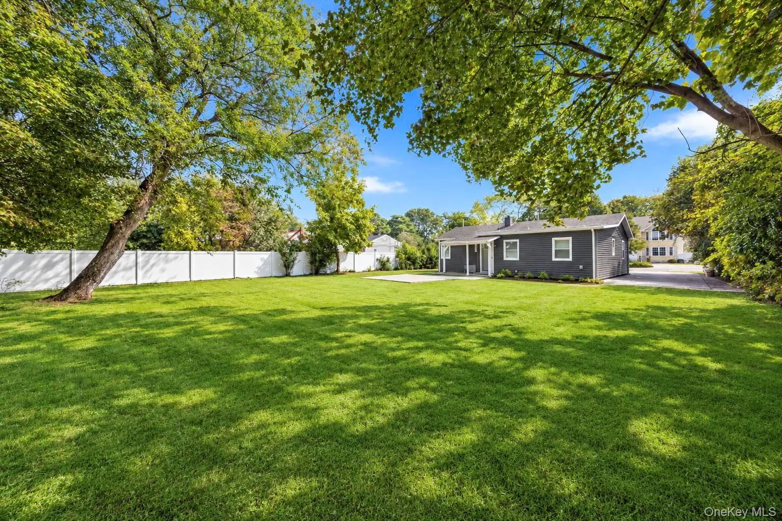 13 Patton Street, Islip, NY, 4 Bedrooms Bedrooms, 7 Rooms Rooms,2 BathroomsBathrooms,Residential,For Rent,Patton,0,1062773 13 Patton Street, Islip, NY, 4 Bedrooms Bedrooms, 7 Rooms Rooms,2 BathroomsBathrooms,Residential,For Rent,Patton,0,1062773
