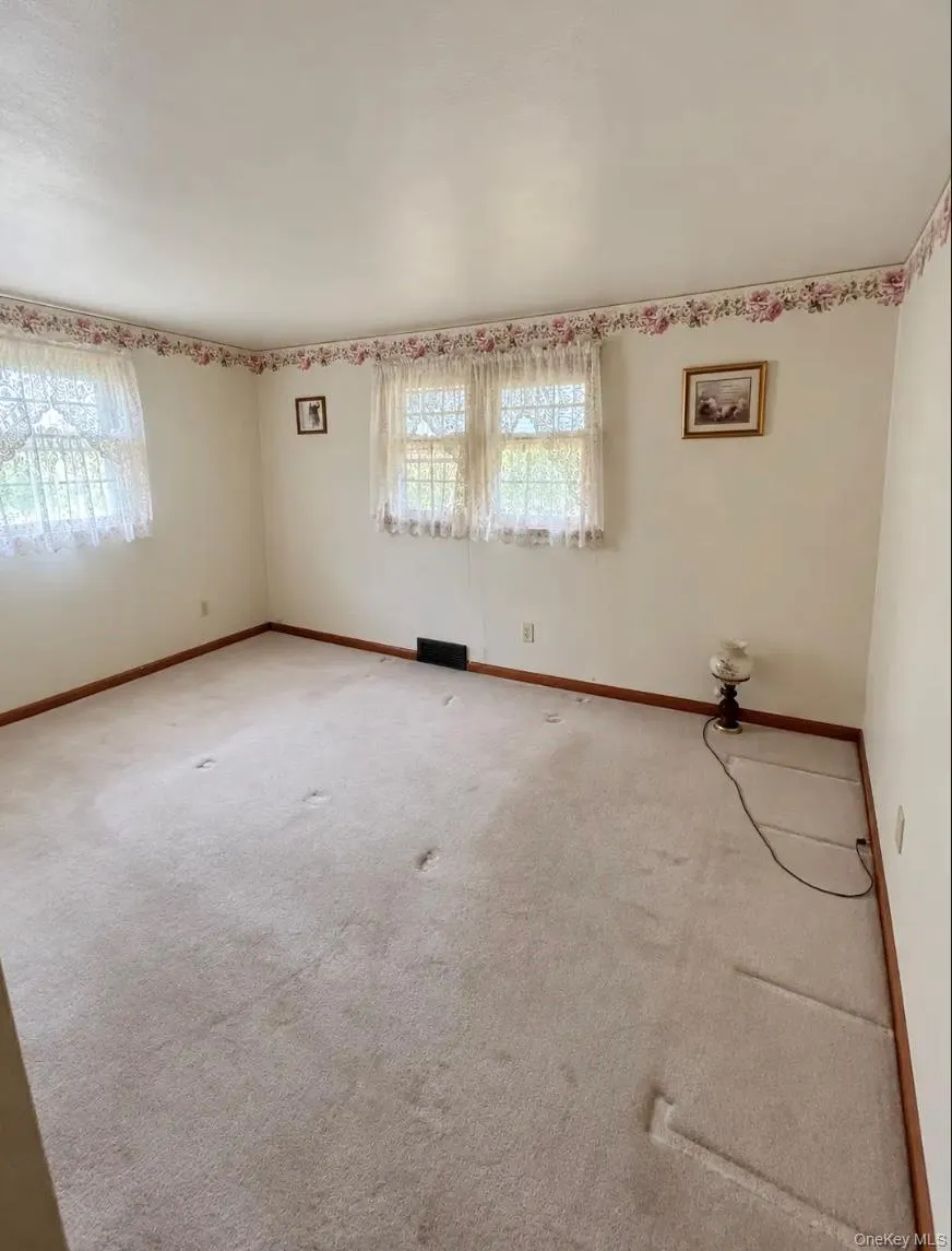 18 Westwood Drive, Newburgh (town), NY, 3 Bedrooms Bedrooms, 5 Rooms Rooms,1 BathroomBathrooms,Residential,For Rent,Westwood,0,1062776 18 Westwood Drive, Newburgh (town), NY, 3 Bedrooms Bedrooms, 5 Rooms Rooms,1 BathroomBathrooms,Residential,For Rent,Westwood,0,1062776