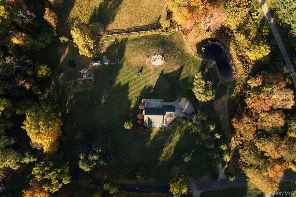 325 Cedar Heights Road, Rhinebeck, NY, 4 Bedrooms Bedrooms, 8 Rooms Rooms,2 BathroomsBathrooms,Residential,For Rent,Cedar Heights,0,1062798 325 Cedar Heights Road, Rhinebeck, NY, 4 Bedrooms Bedrooms, 8 Rooms Rooms,2 BathroomsBathrooms,Residential,For Rent,Cedar Heights,0,1062798