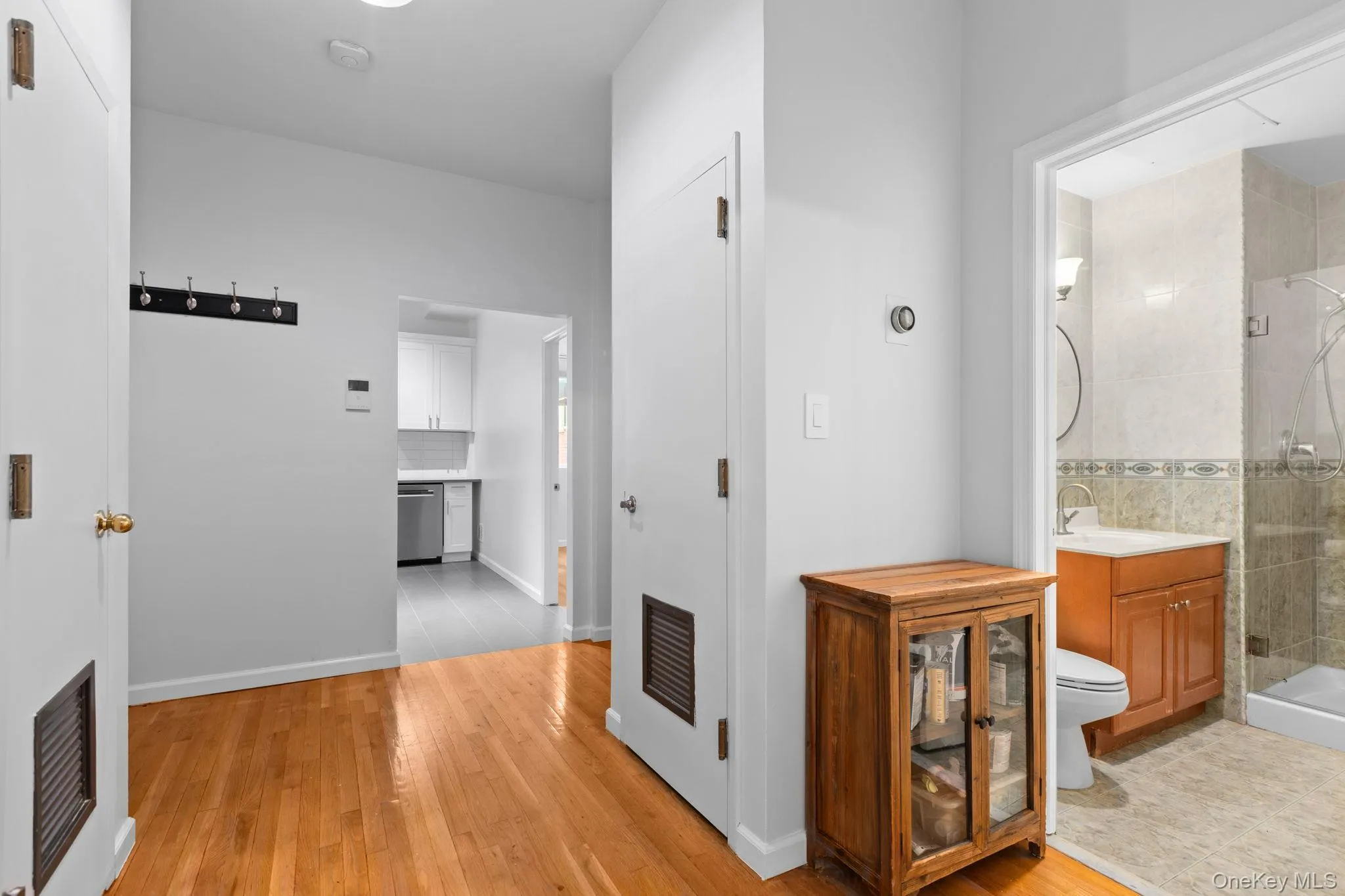 279 Prospect Avenue, New York, NY, 2 Bedrooms Bedrooms, 6 Rooms Rooms,2 BathroomsBathrooms,Residential Lease,For Rent,Prospect,0,1062808 279 Prospect Avenue, New York, NY, 2 Bedrooms Bedrooms, 6 Rooms Rooms,2 BathroomsBathrooms,Residential Lease,For Rent,Prospect,0,1062808