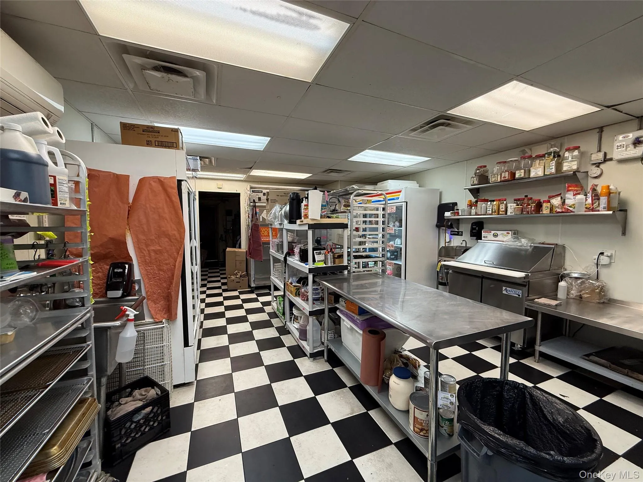90A Washington Drive, Huntington, NY, ,Commercial Lease,For Rent,Washington,0,1062812 90A Washington Drive, Huntington, NY, ,Commercial Lease,For Rent,Washington,0,1062812
