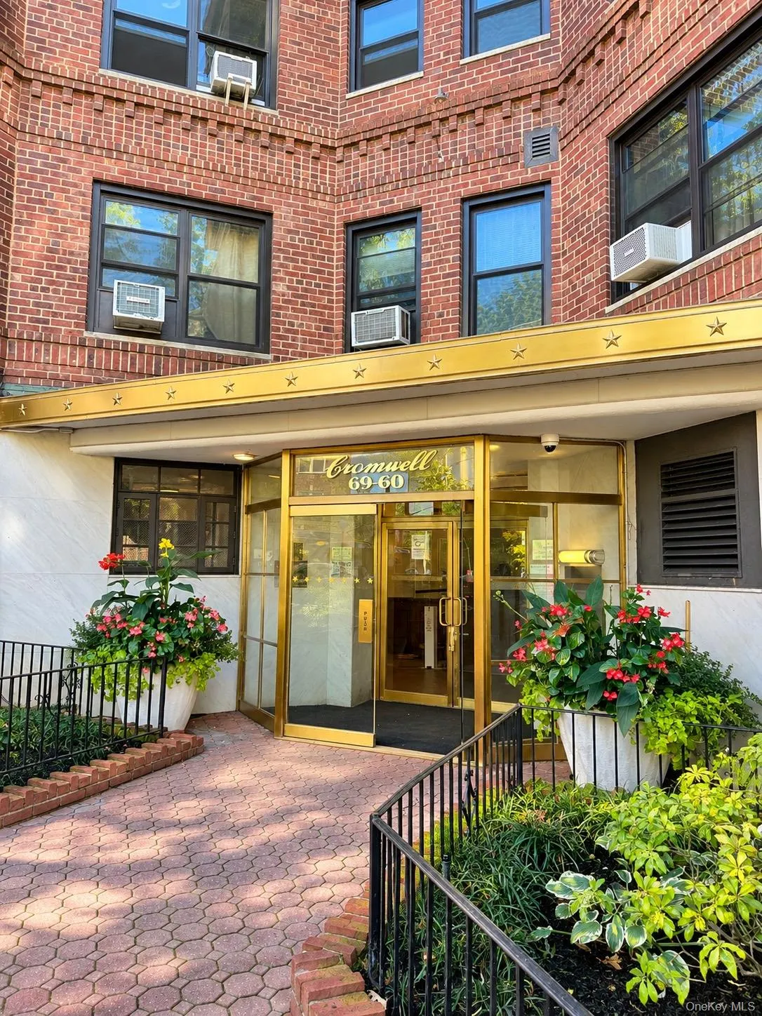69-60 108th Street, New York, NY, 1 Bedroom Bedrooms, 4 Rooms Rooms,1 BathroomBathrooms,Residential,For Rent,108th,0,1062813 69-60 108th Street, New York, NY, 1 Bedroom Bedrooms, 4 Rooms Rooms,1 BathroomBathrooms,Residential,For Rent,108th,0,1062813